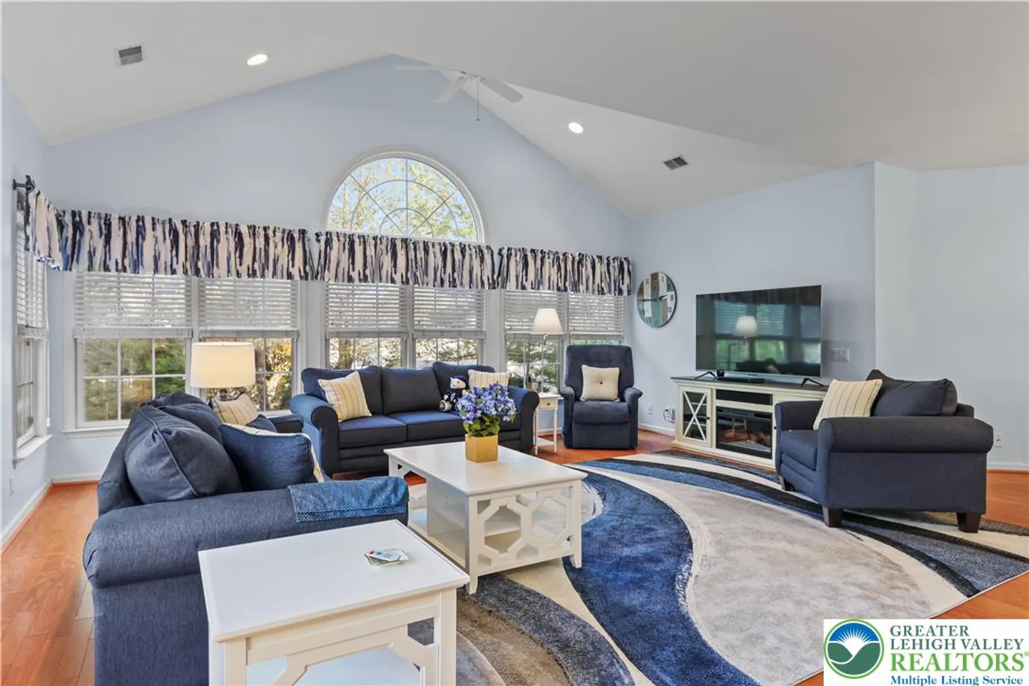 Property Slideshow image 18 of 45 | 60 glenmoor cir n, Palmer Twp, PA, 18045