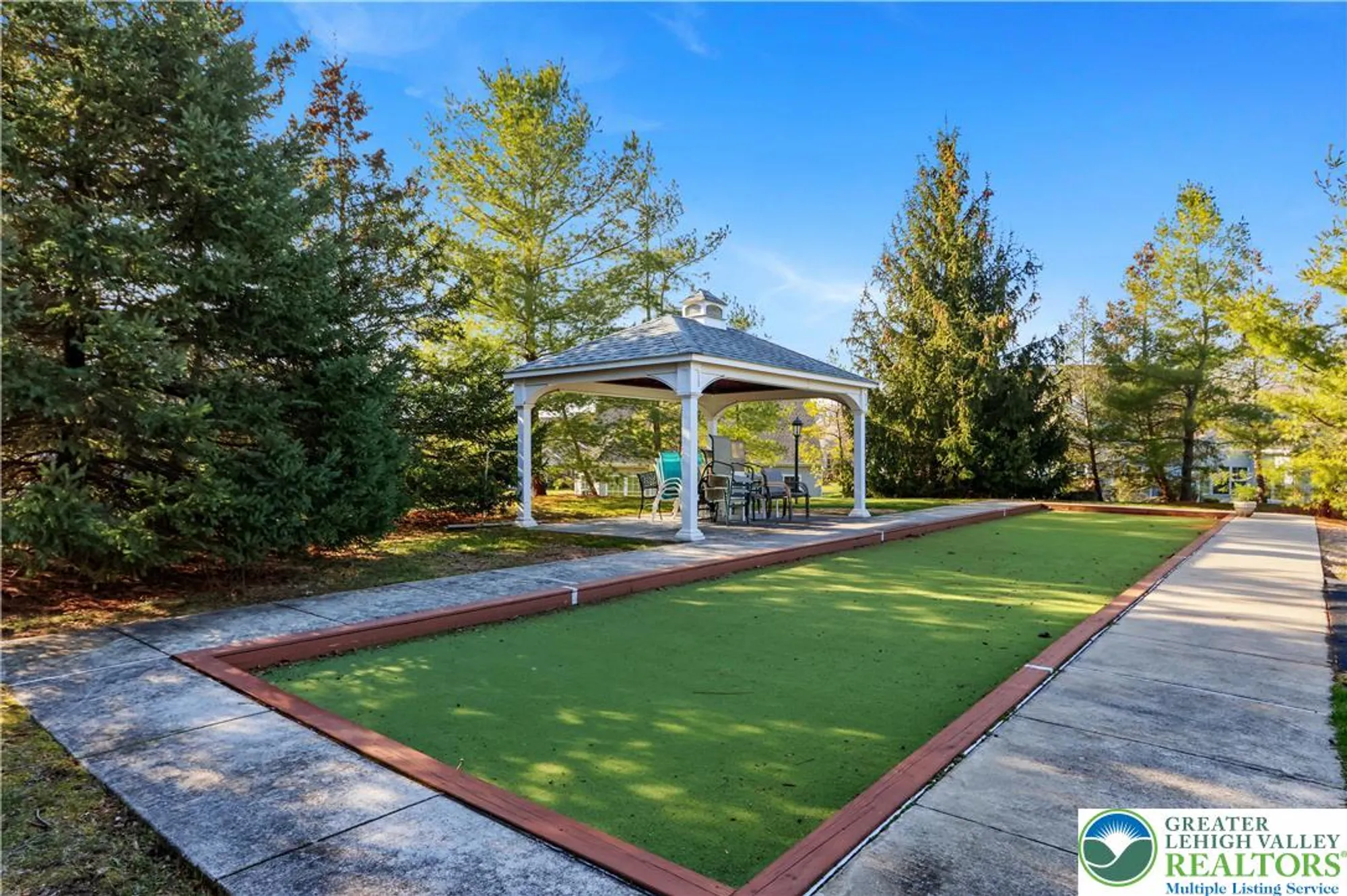 Property Slideshow image 43 of 45 | 60 glenmoor cir n, Palmer Twp, PA, 18045