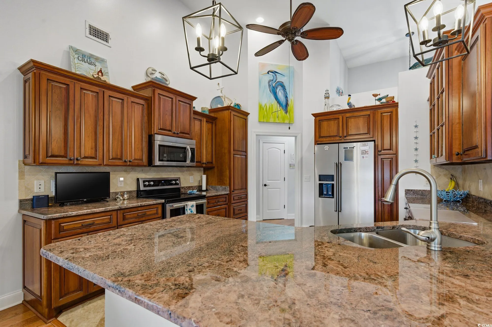Property Slideshow image 10 of 40 | 310 muirfield rd, Myrtle Beach, SC, 29588