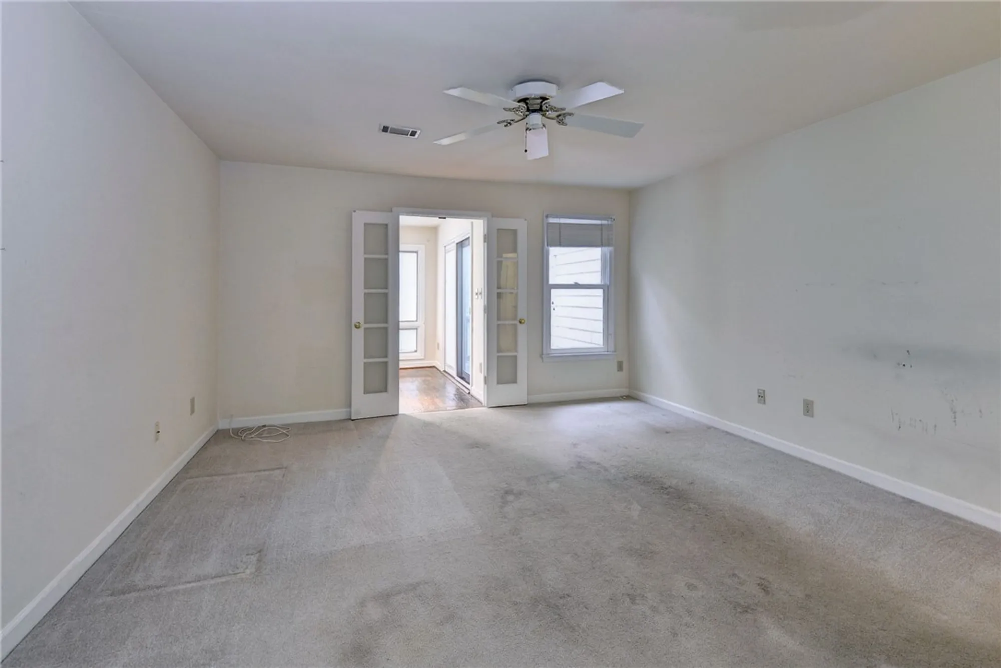 Property Slideshow image 18 of 47 | 272 archers mead, Williamsburg, VA, 23185