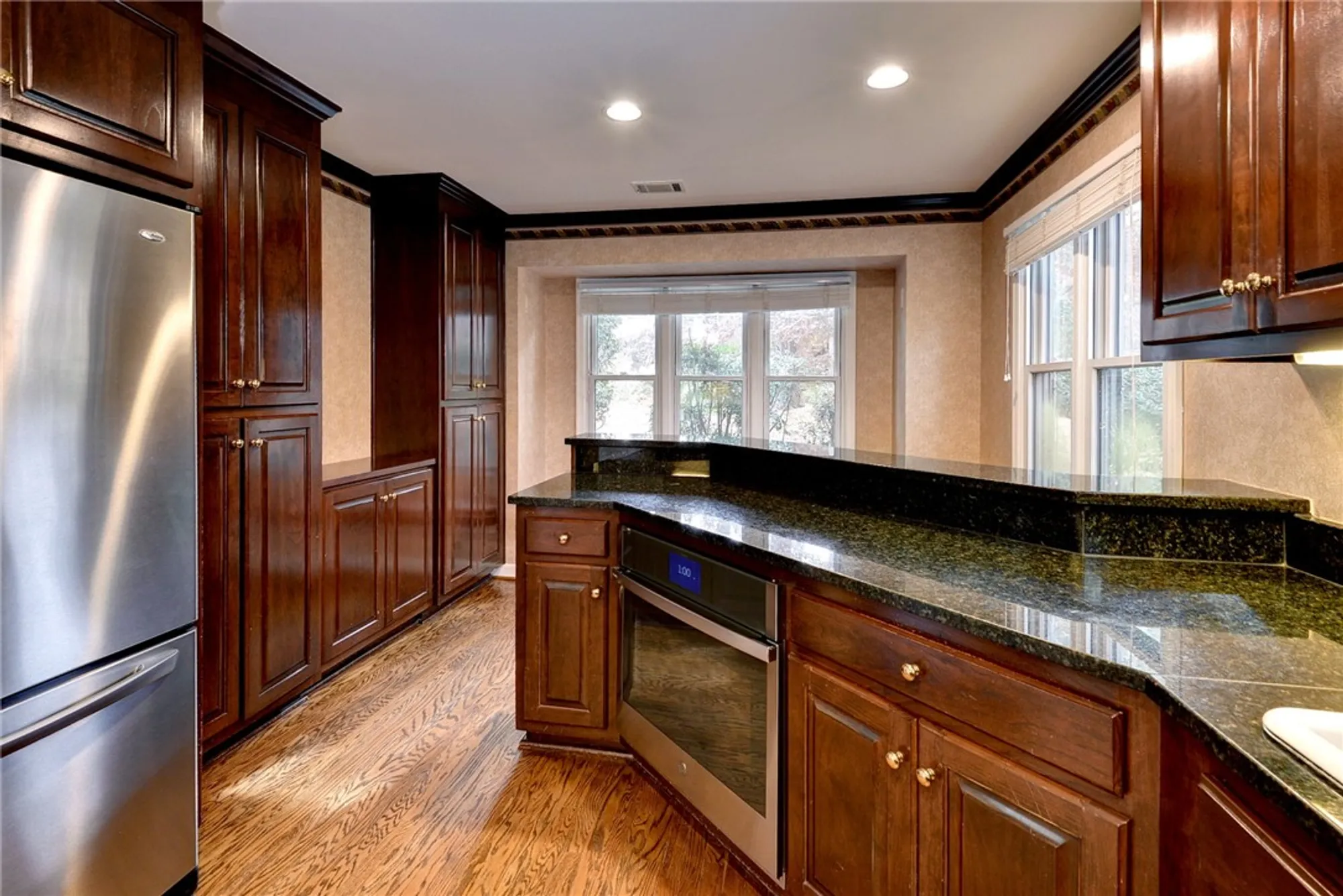 Property Slideshow image 12 of 47 | 272 archers mead, Williamsburg, VA, 23185