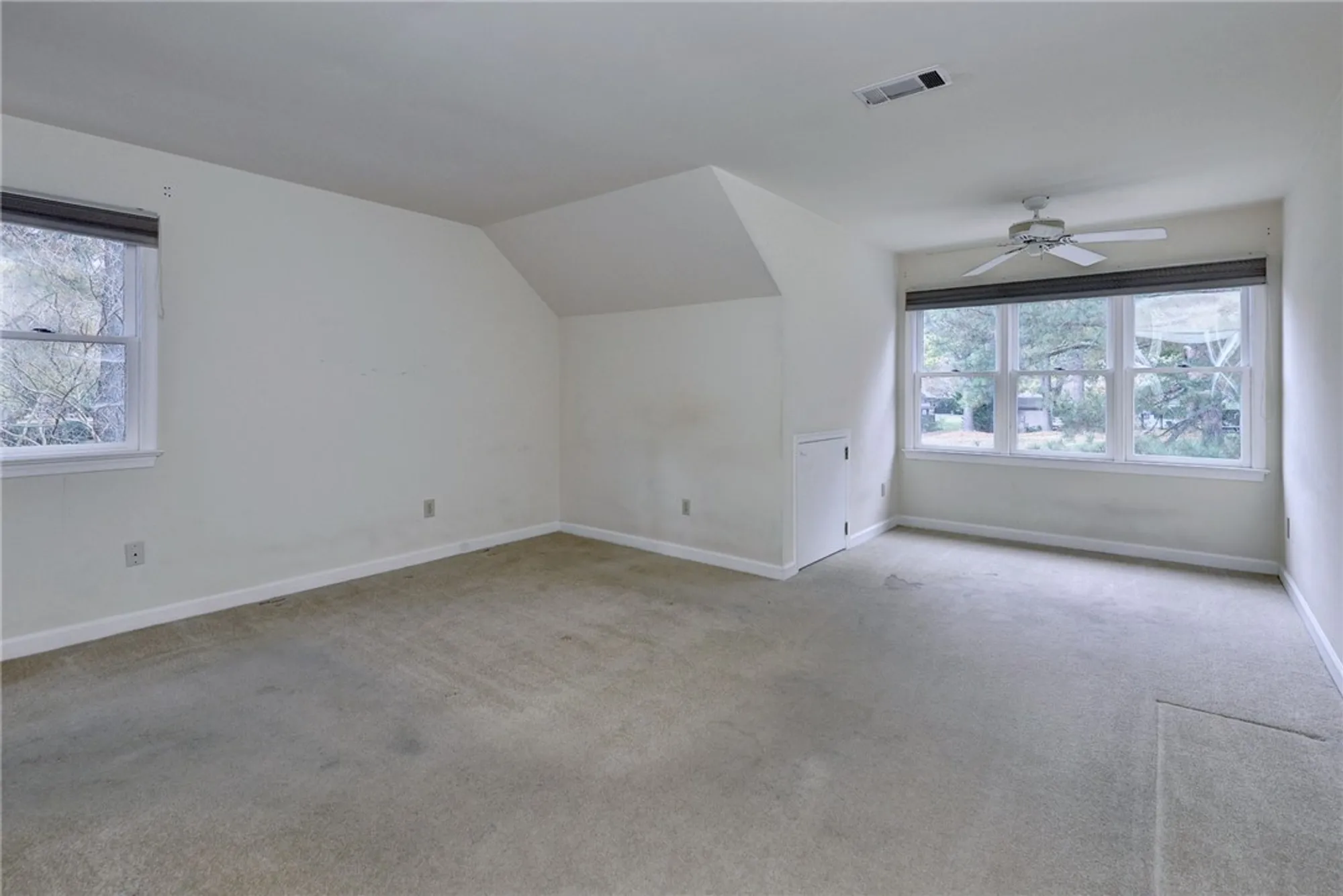 Property Slideshow image 25 of 47 | 272 archers mead, Williamsburg, VA, 23185