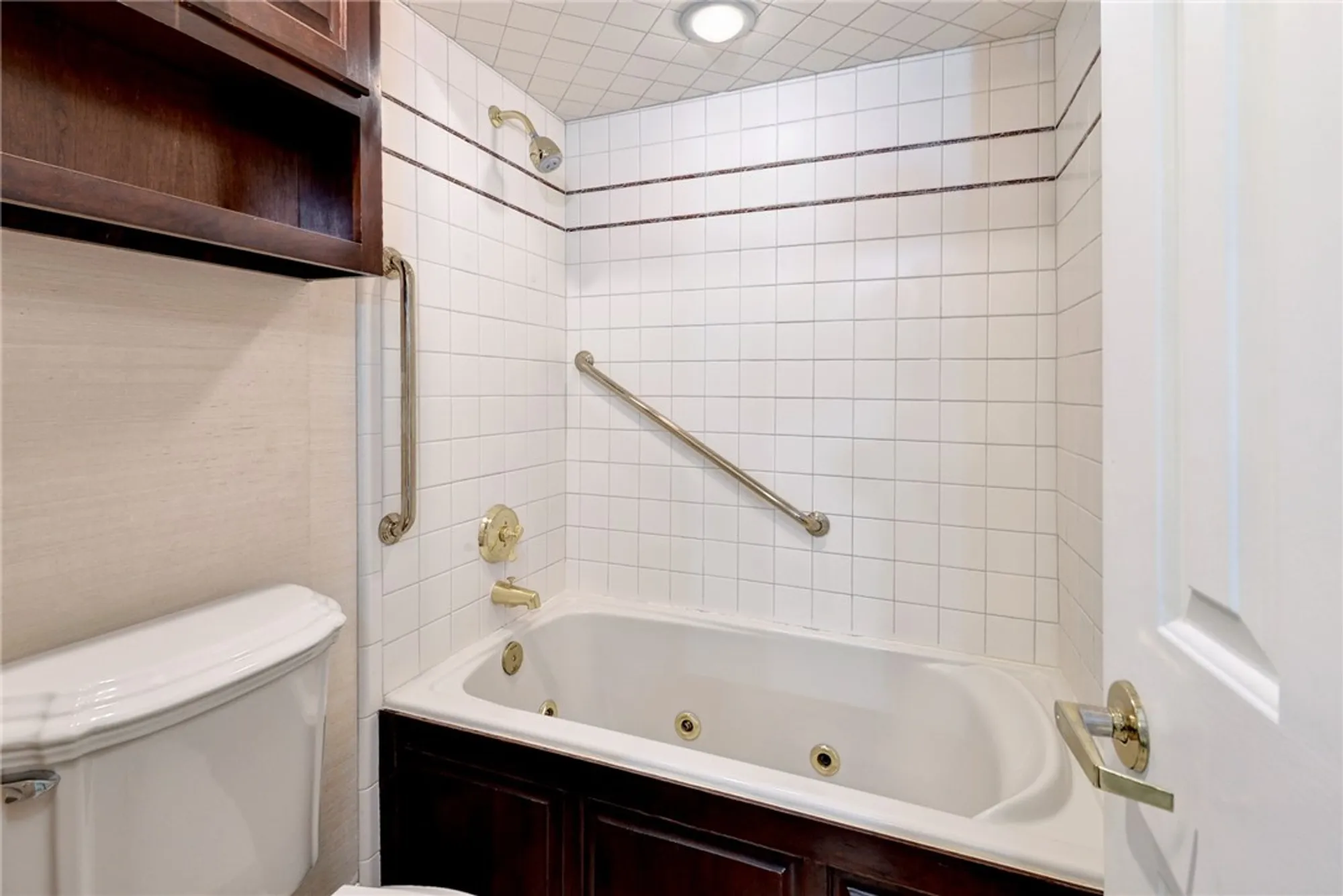 Property Slideshow image 28 of 47 | 272 archers mead, Williamsburg, VA, 23185