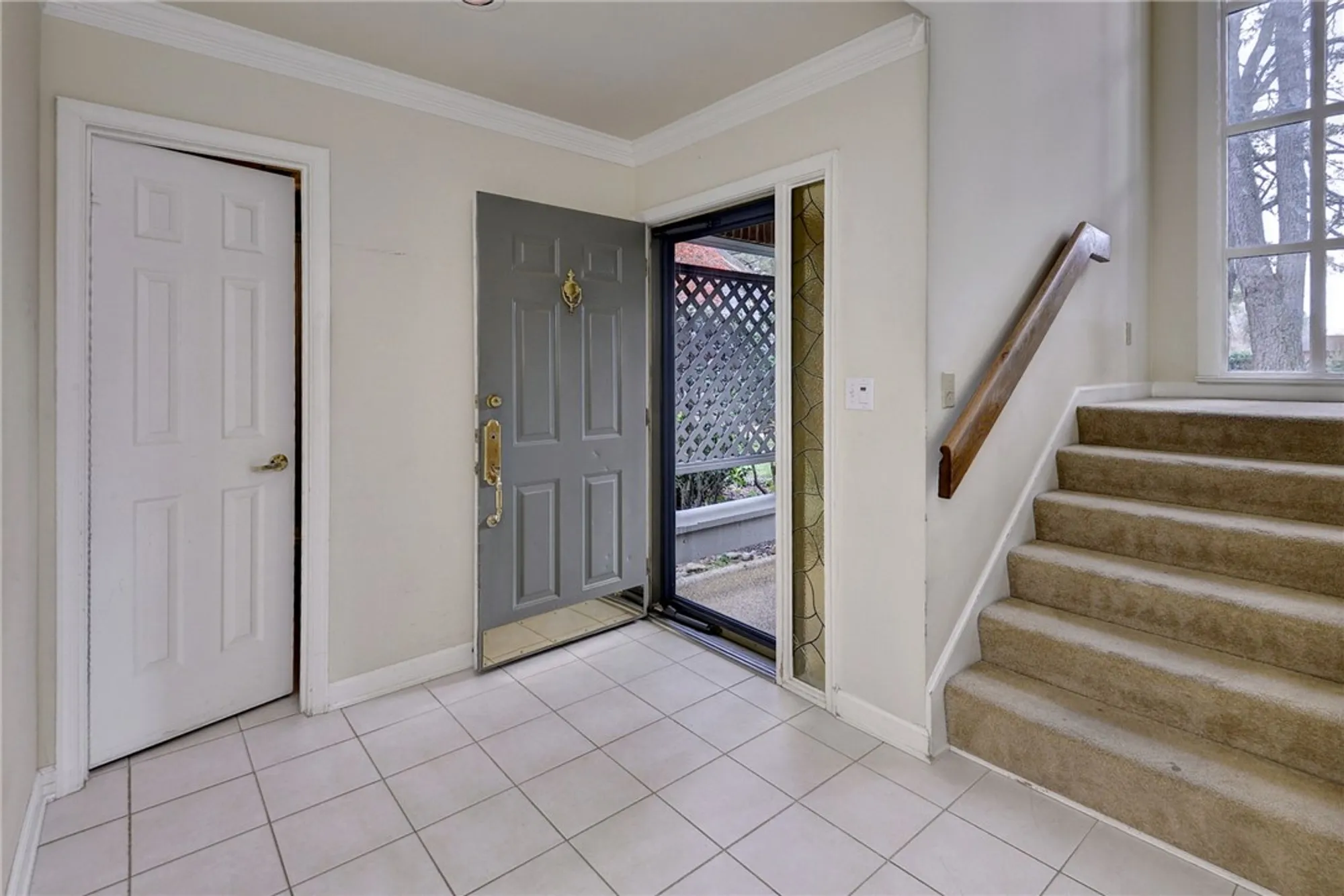 Property Slideshow image 4 of 47 | 272 archers mead, Williamsburg, VA, 23185