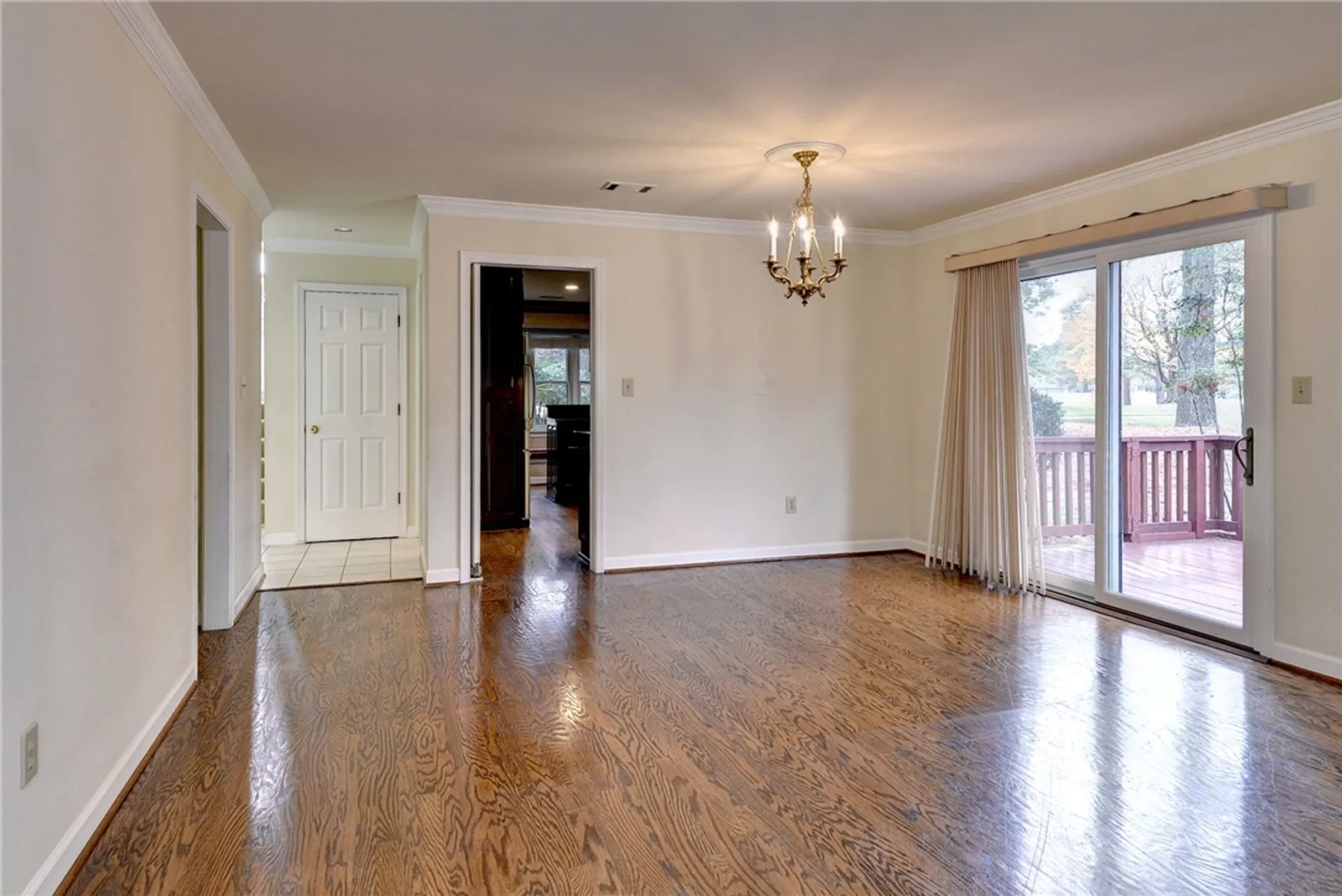 Property Slideshow image 9 of 47 | 272 archers mead, Williamsburg, VA, 23185