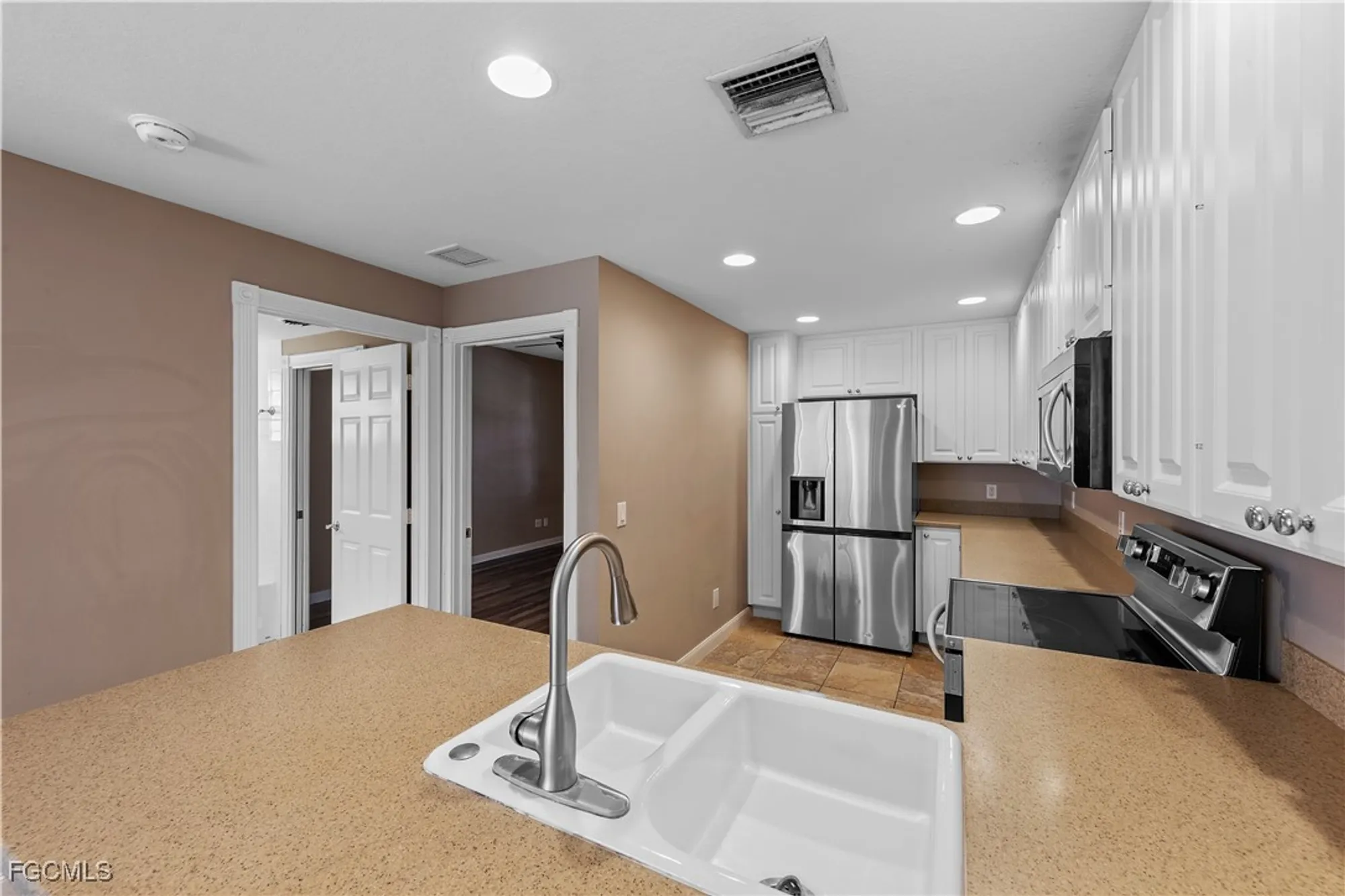 Property Slideshow image 10 of 48 | 15091 auk way, Bonita Springs, FL, 34135