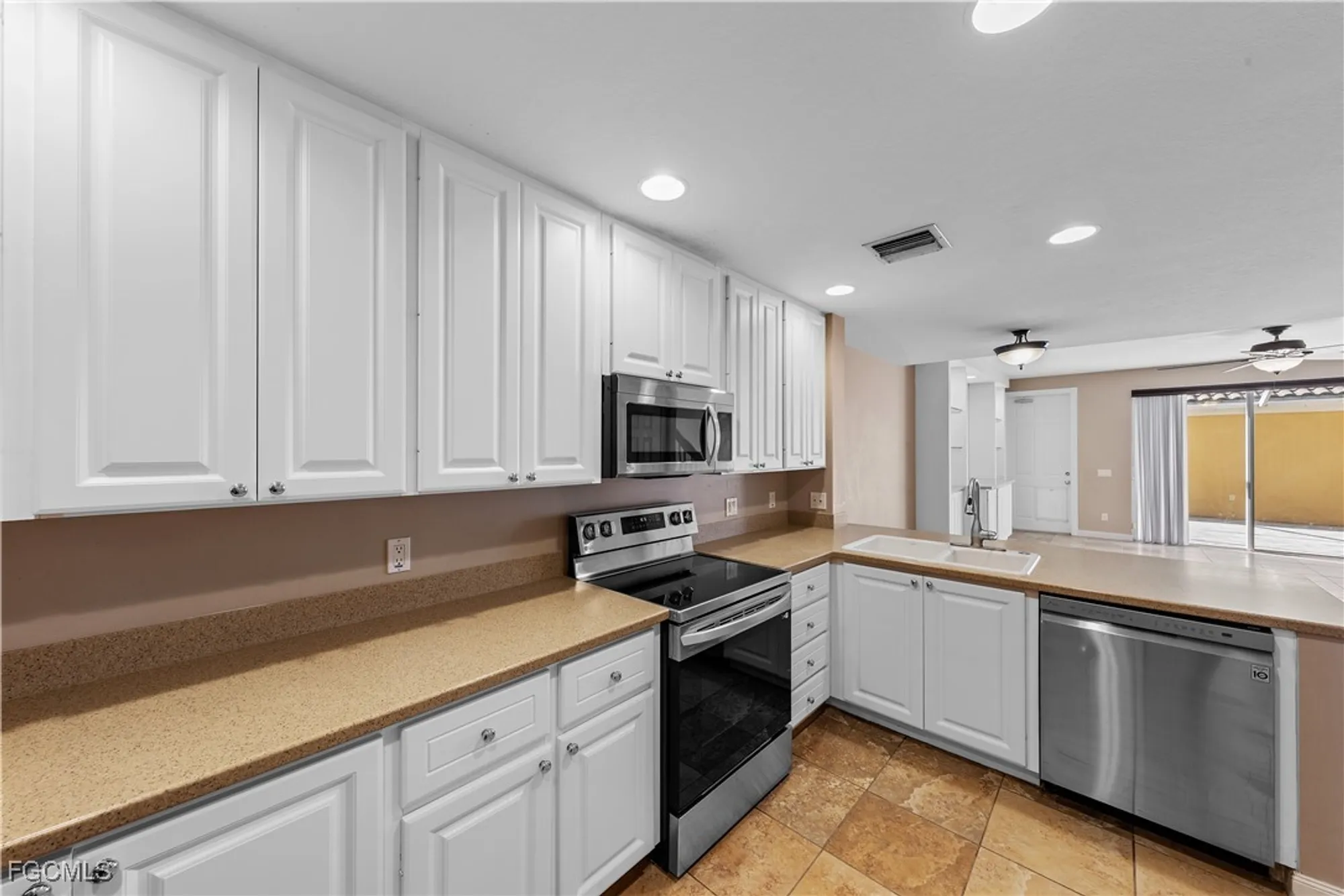 Property Slideshow image 12 of 48 | 15091 auk way, Bonita Springs, FL, 34135