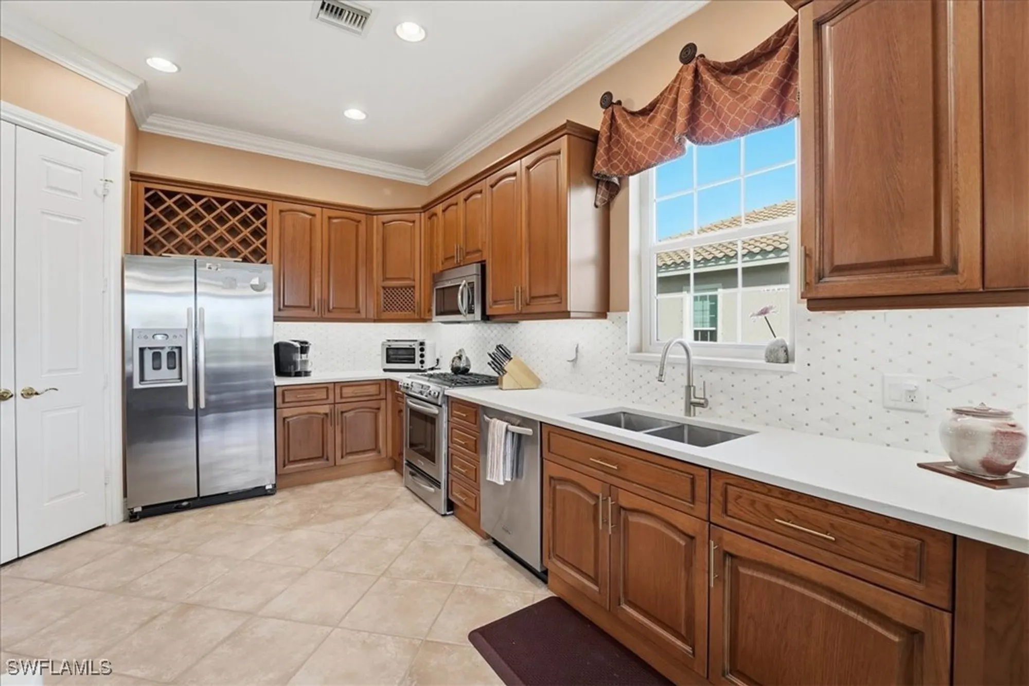 Property Slideshow image 8 of 41 | 9134 cherry oaks ln apt 201, Naples, FL, 34114