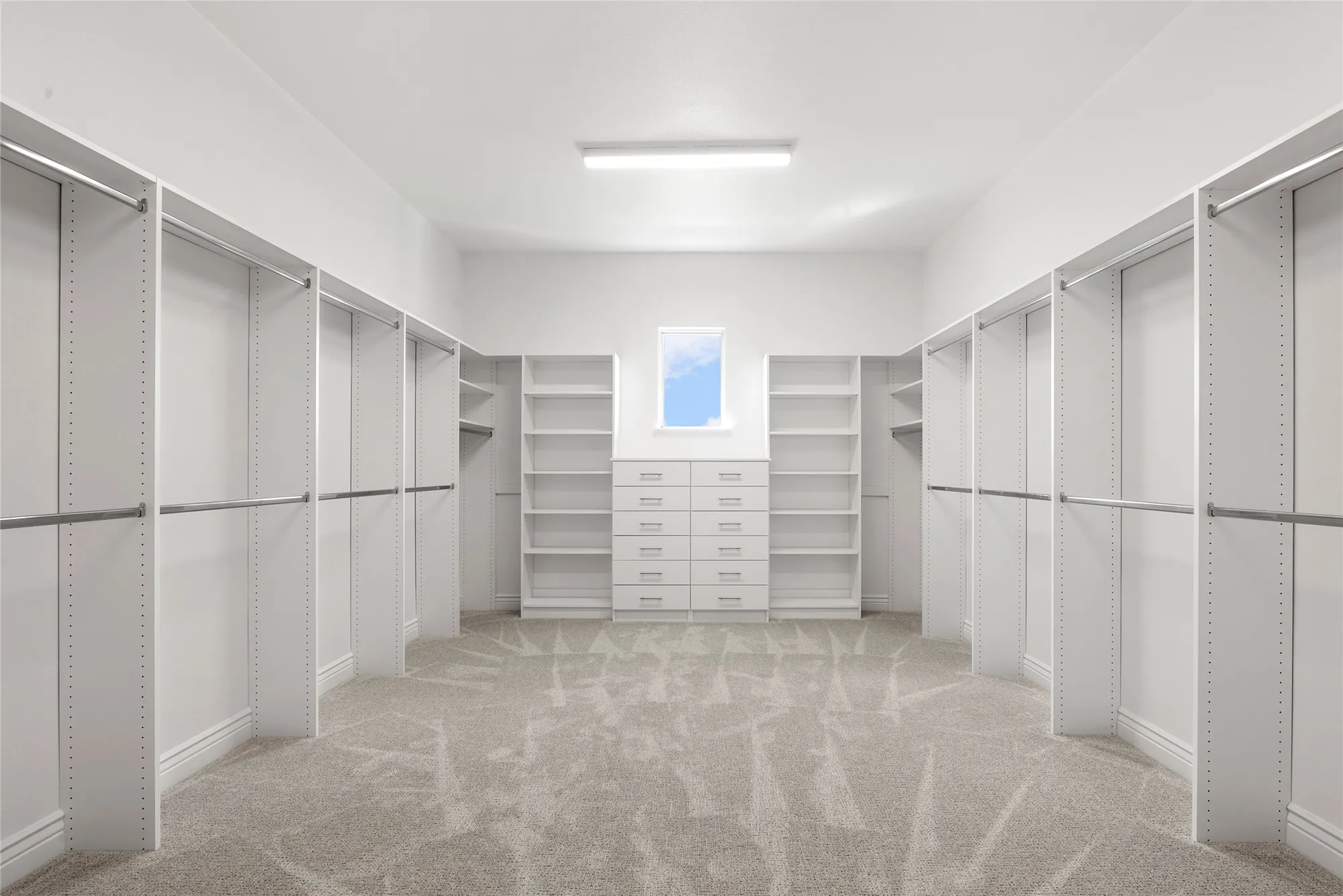 Property Slideshow image 10 of 12 | 10212 winslow dr, Denton, TX, 76207