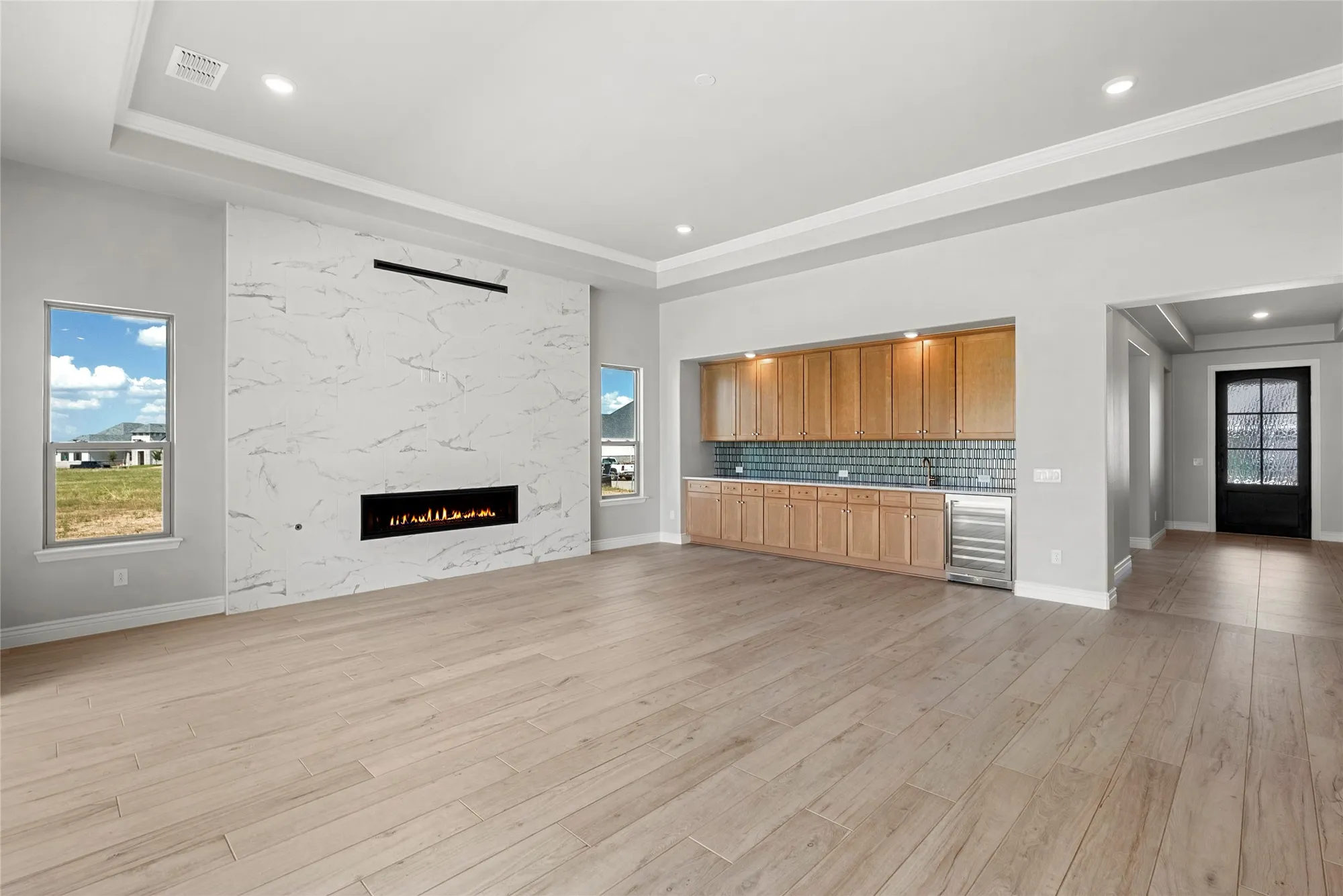 Property Slideshow image 2 of 12 | 10212 winslow dr, Denton, TX, 76207