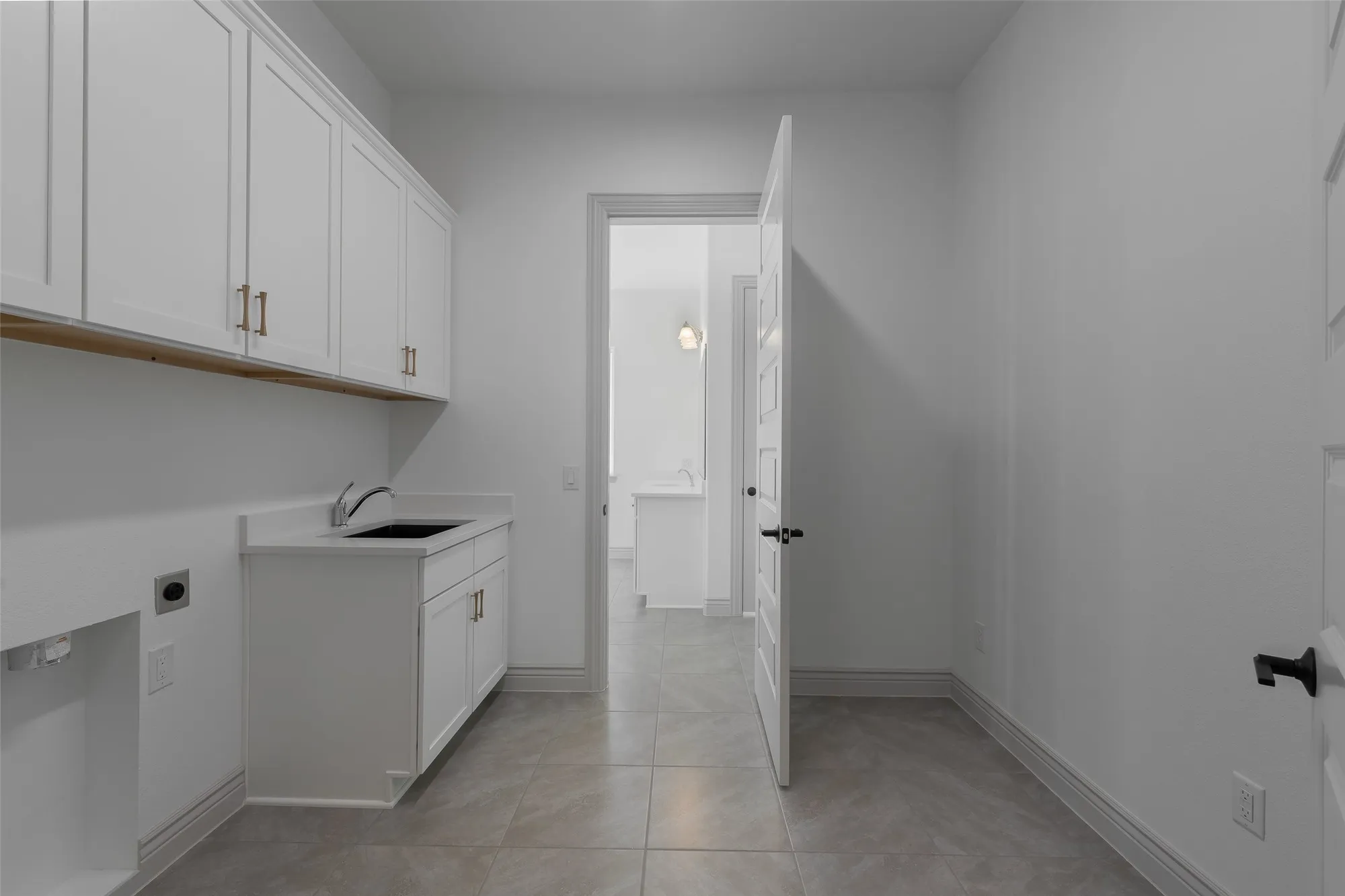 Property Slideshow image 15 of 19 | 9508 abachi dr, Denton, TX, 76207