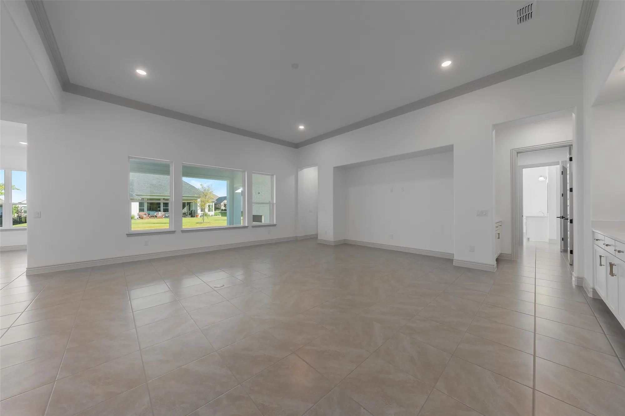 Property Slideshow image 5 of 19 | 9508 abachi dr, Denton, TX, 76207