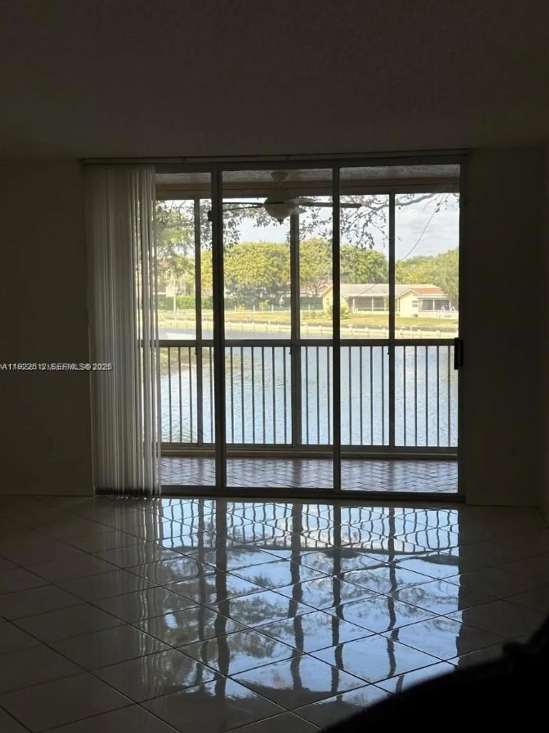 Property Slideshow image 21 of 22 | 9587 weldon cir b203, Tamarac, FL, 33321