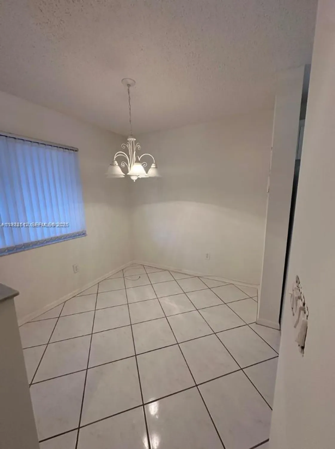 Property Slideshow image 5 of 22 | 9587 weldon cir b203, Tamarac, FL, 33321