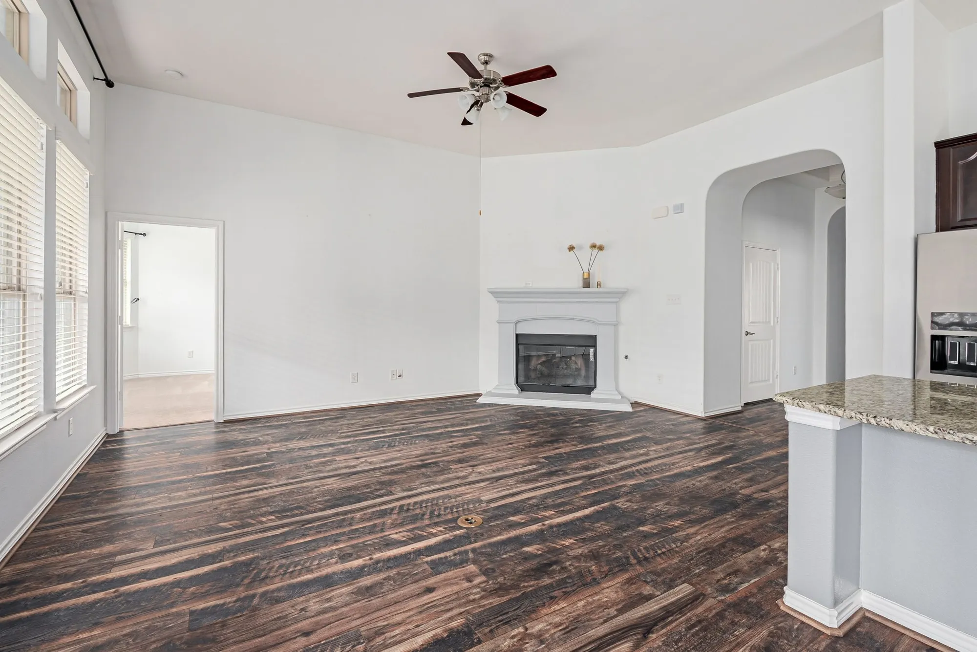 Property Slideshow image 10 of 36 | 1313 isabella ln, Savannah, TX, 76227