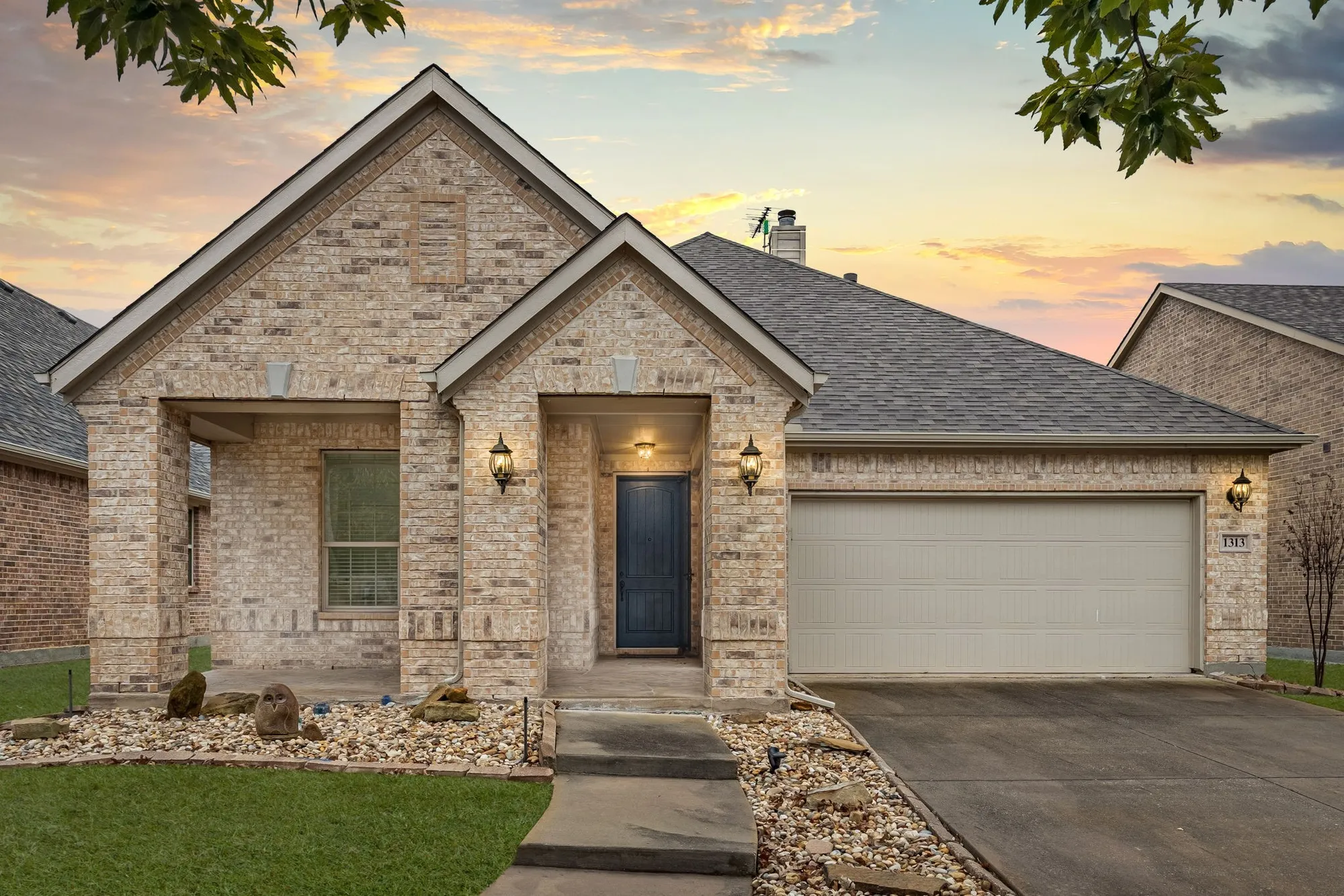 Property Slideshow image 26 of 36 | 1313 isabella ln, Savannah, TX, 76227