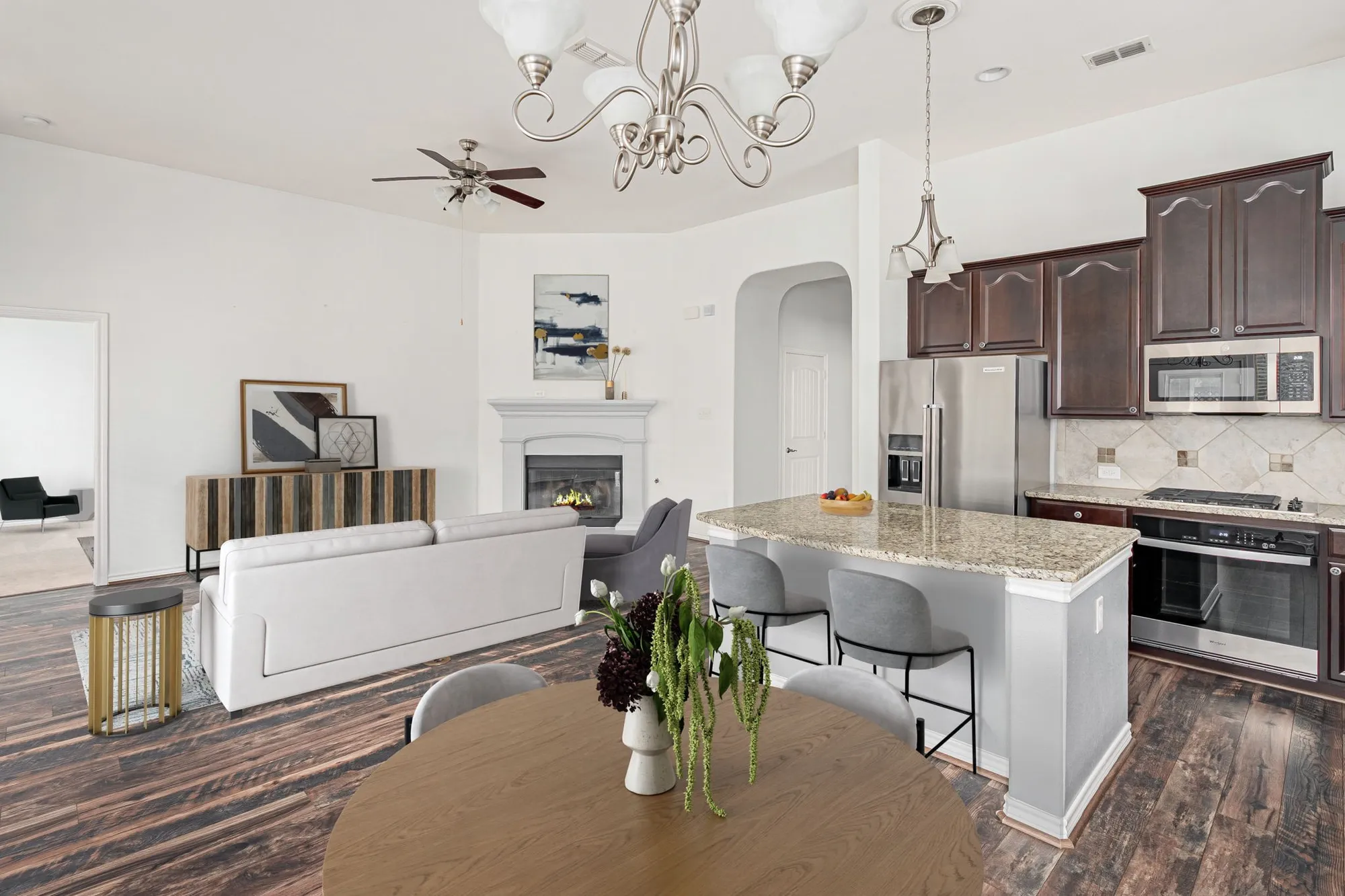 Property Slideshow image 8 of 36 | 1313 isabella ln, Savannah, TX, 76227