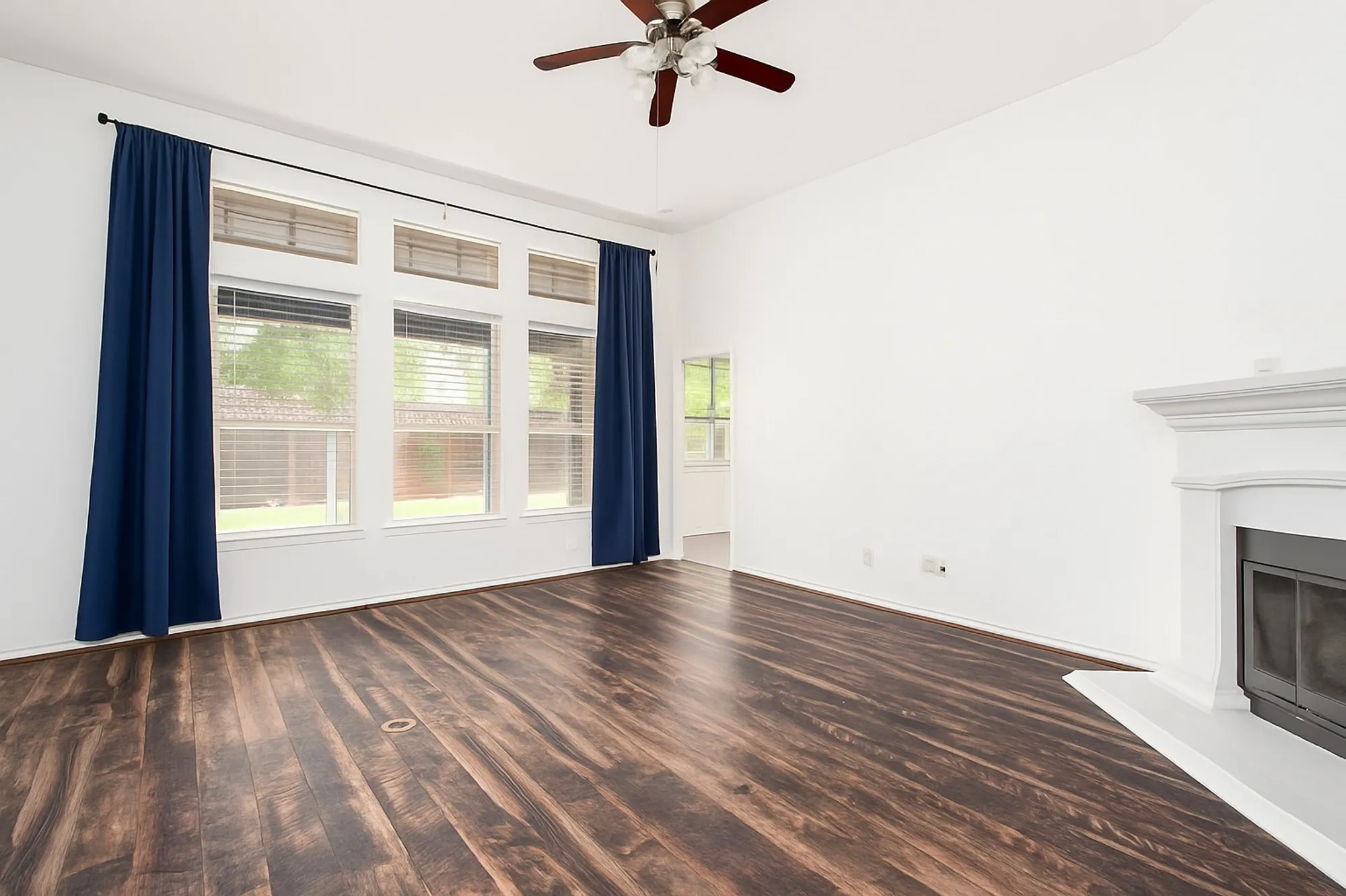 Property Slideshow image 9 of 36 | 1313 isabella ln, Savannah, TX, 76227