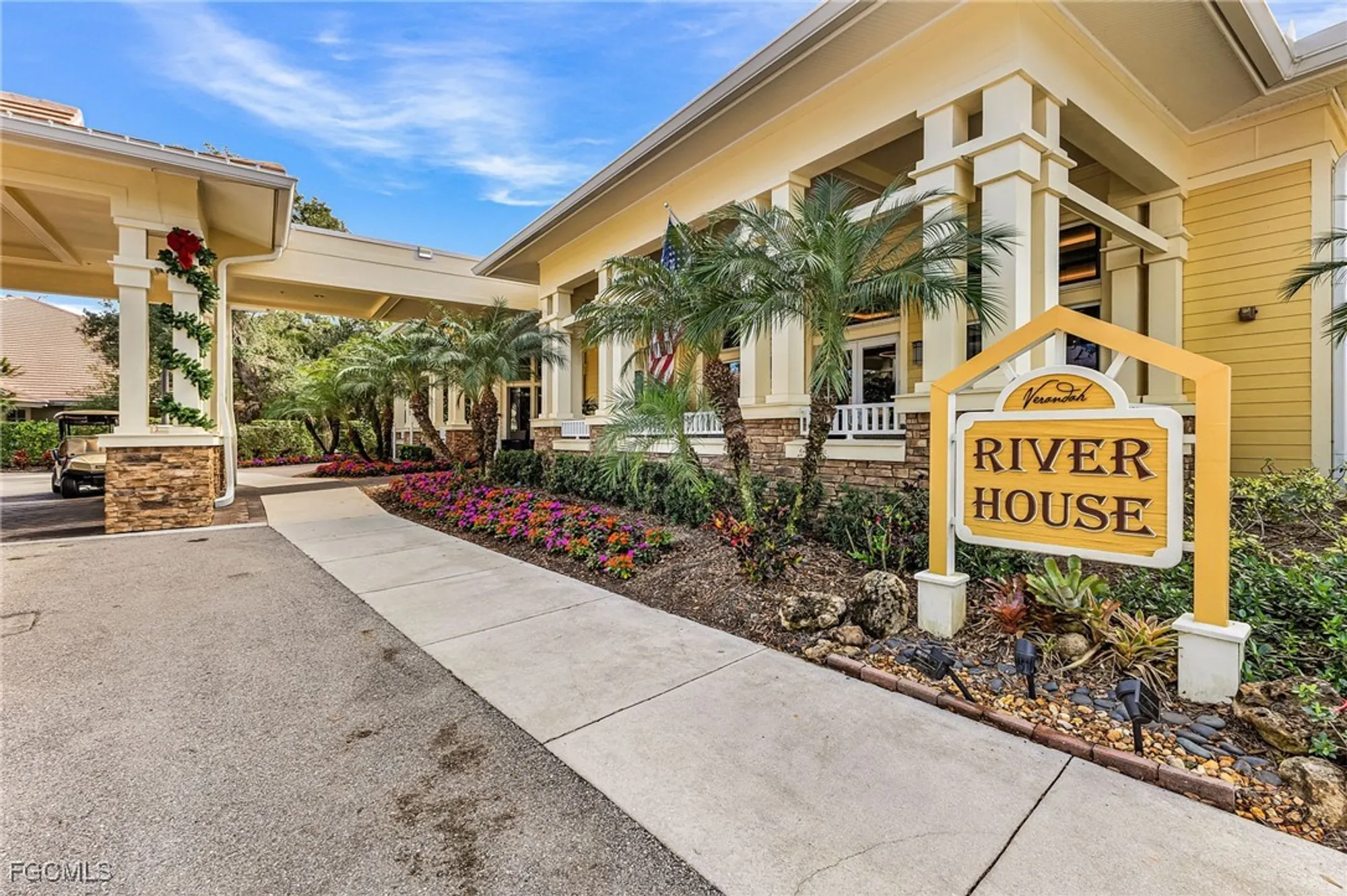Property Slideshow image 26 of 30 | 3900 lakeview isle ct, Fort Myers, FL, 33905