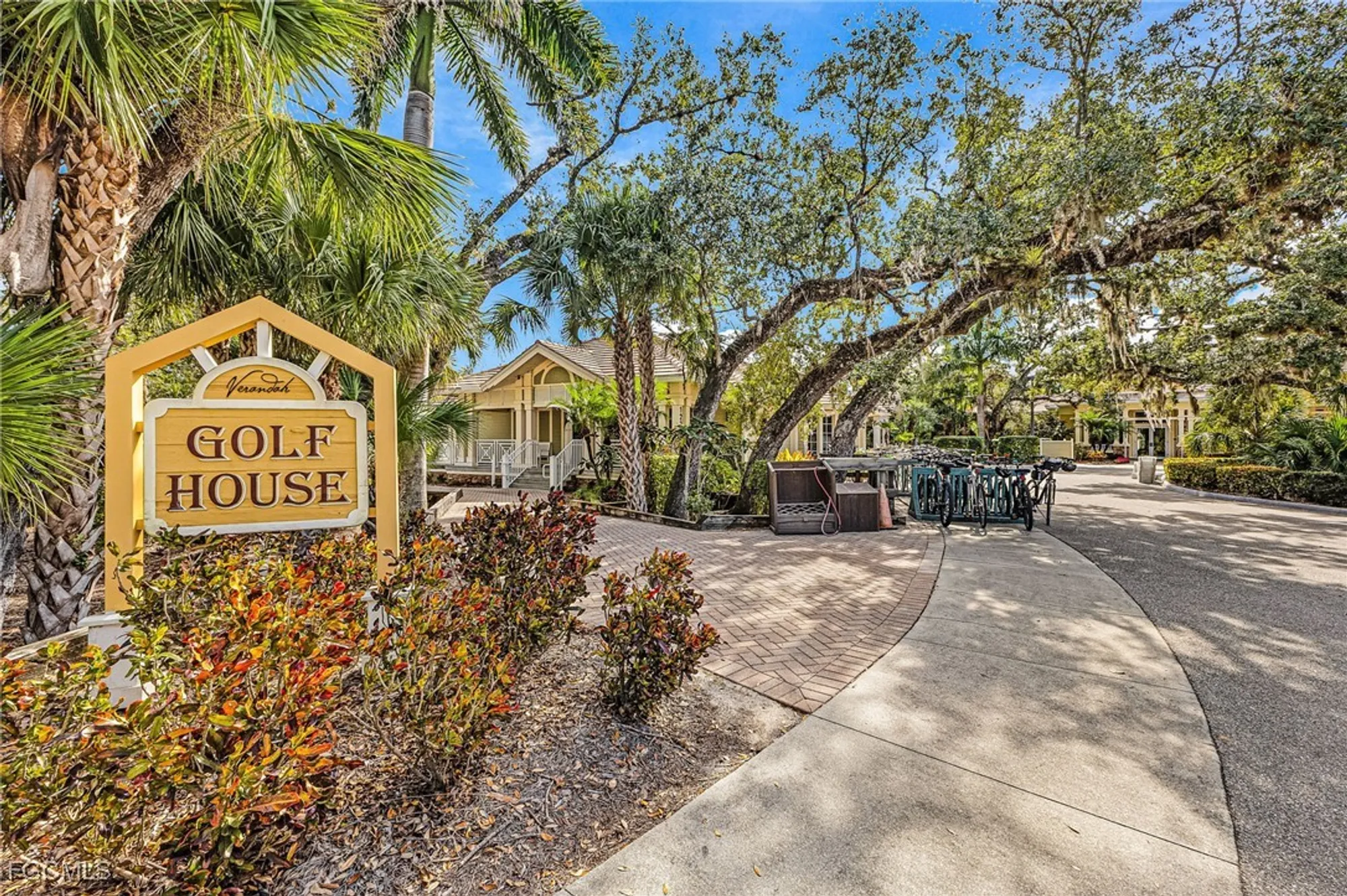 Property Slideshow image 28 of 30 | 3900 lakeview isle ct, Fort Myers, FL, 33905