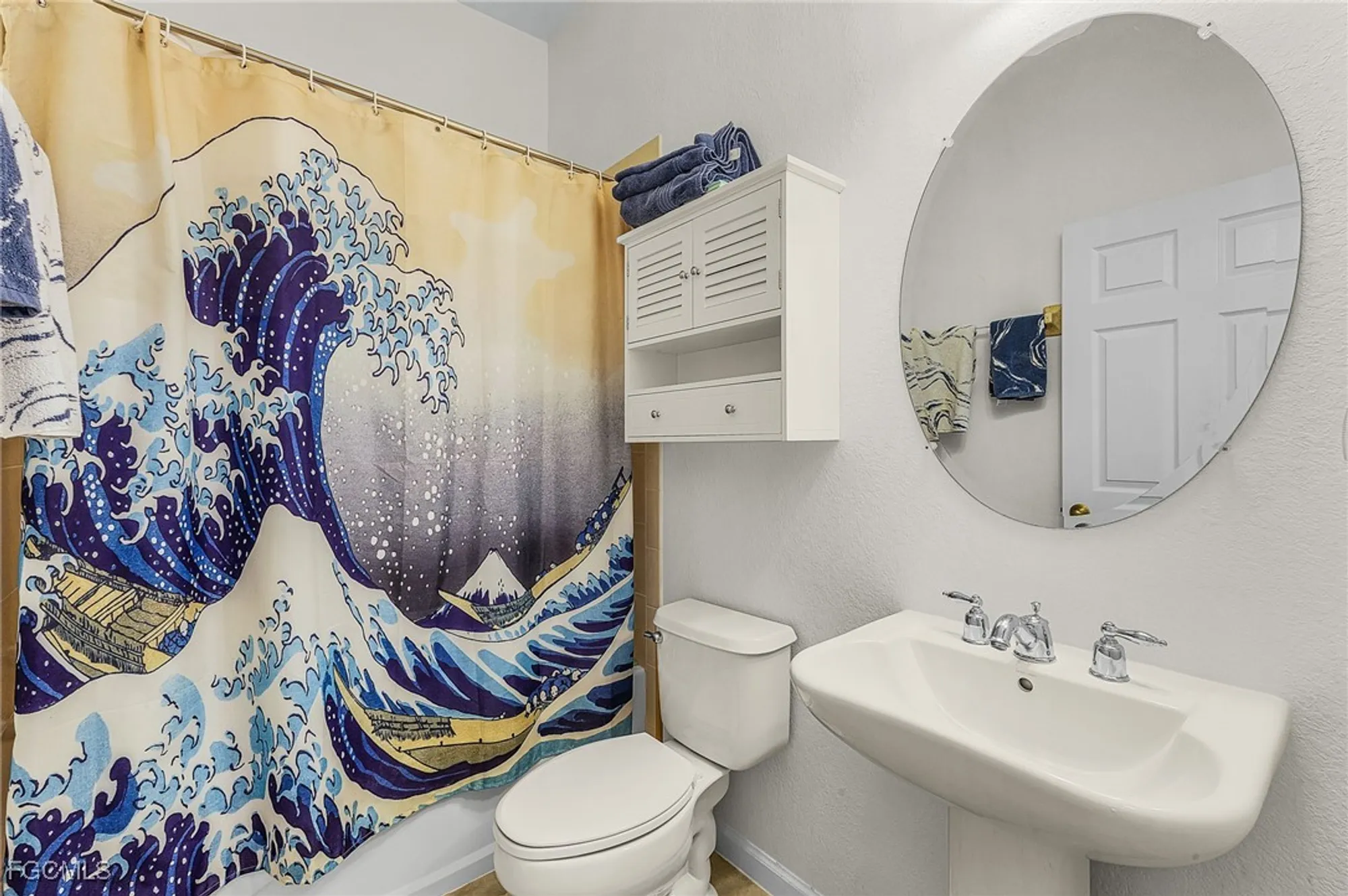 Property Slideshow image 20 of 30 | 3900 lakeview isle ct, Fort Myers, FL, 33905