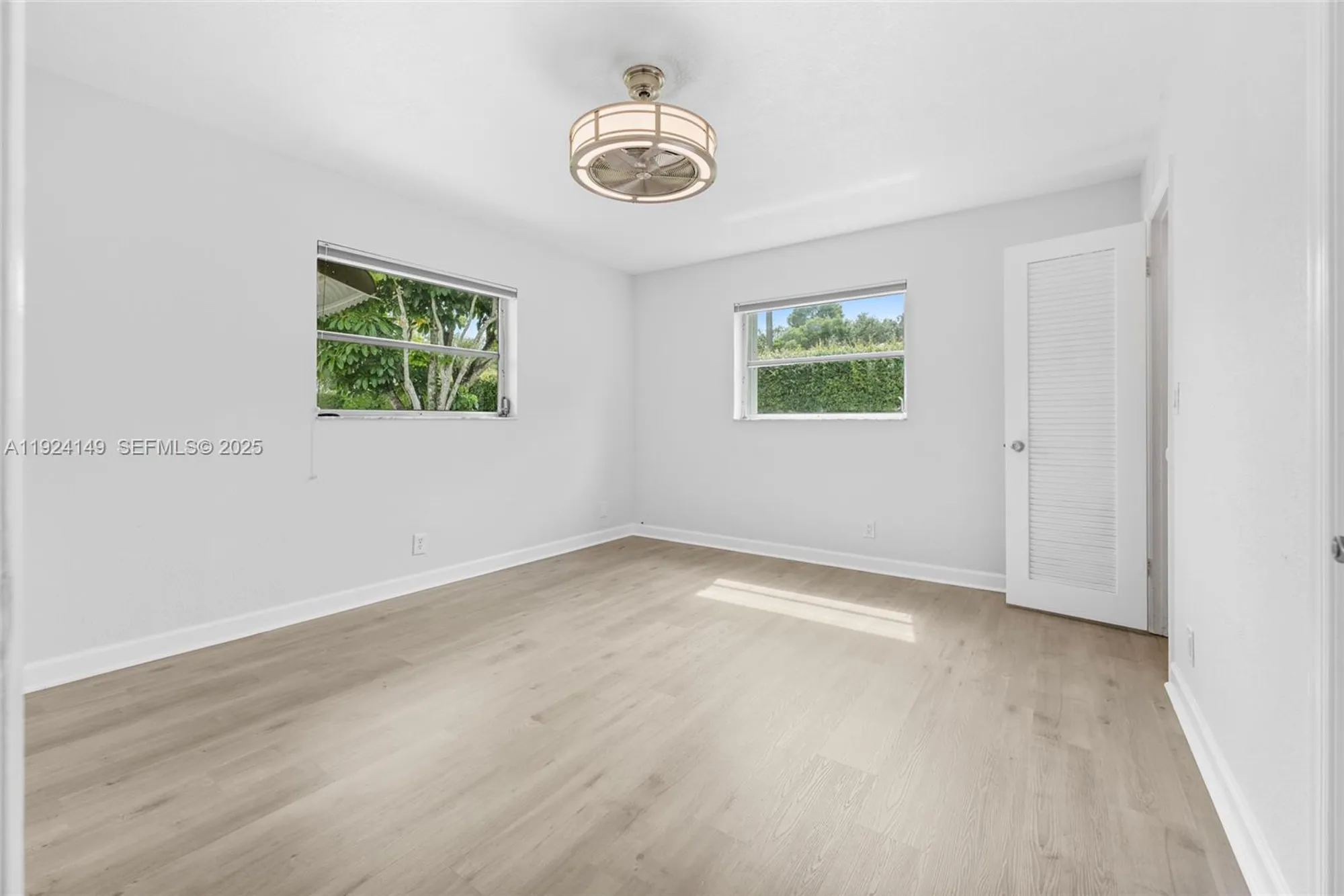 Property Slideshow image 21 of 29 | 1131 nw 90th way, Plantation, FL, 33322