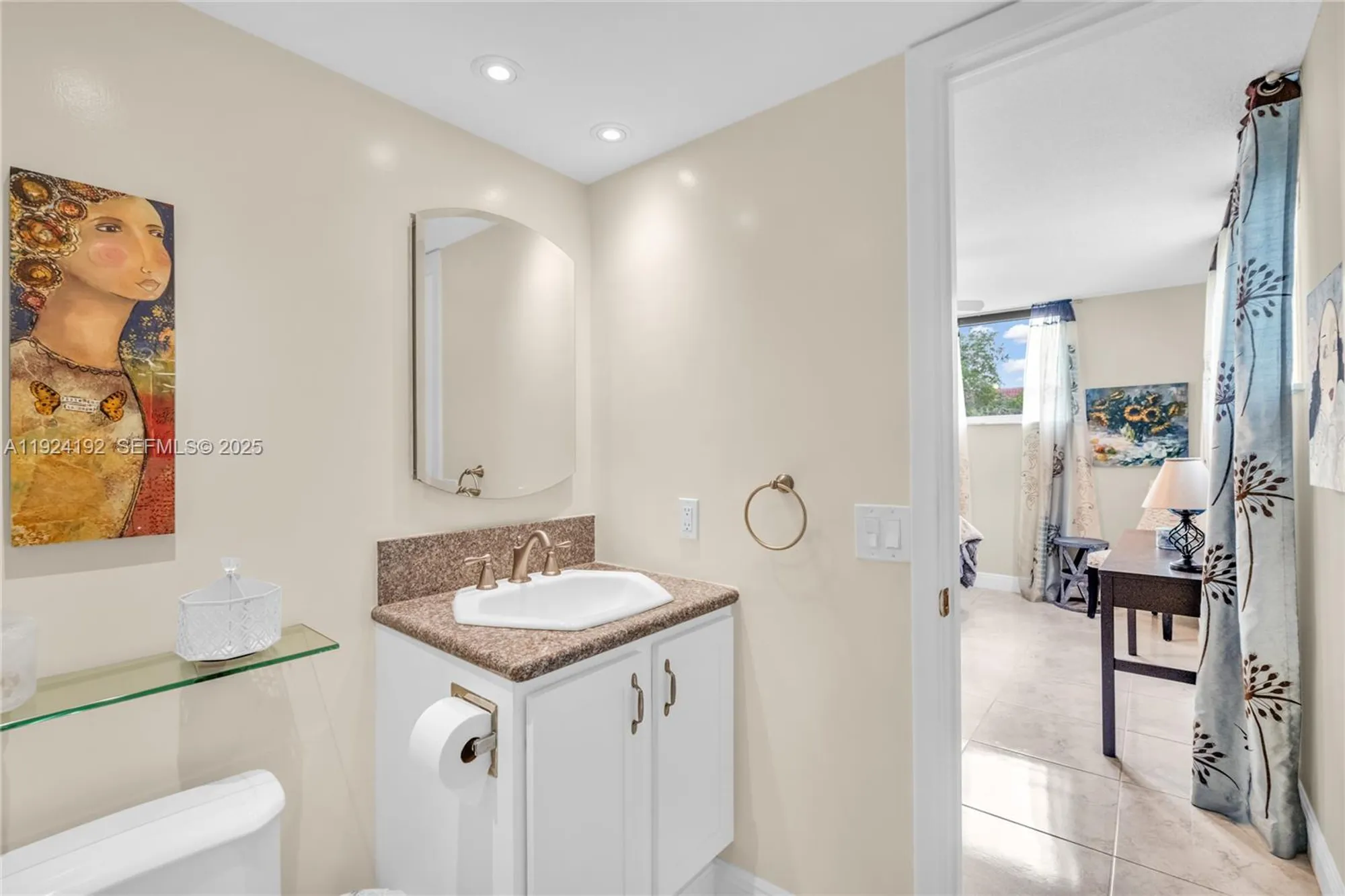 Property Slideshow image 25 of 53 | 9800 n hollybrook lake dr 210, Pembroke Pines, FL, 33025