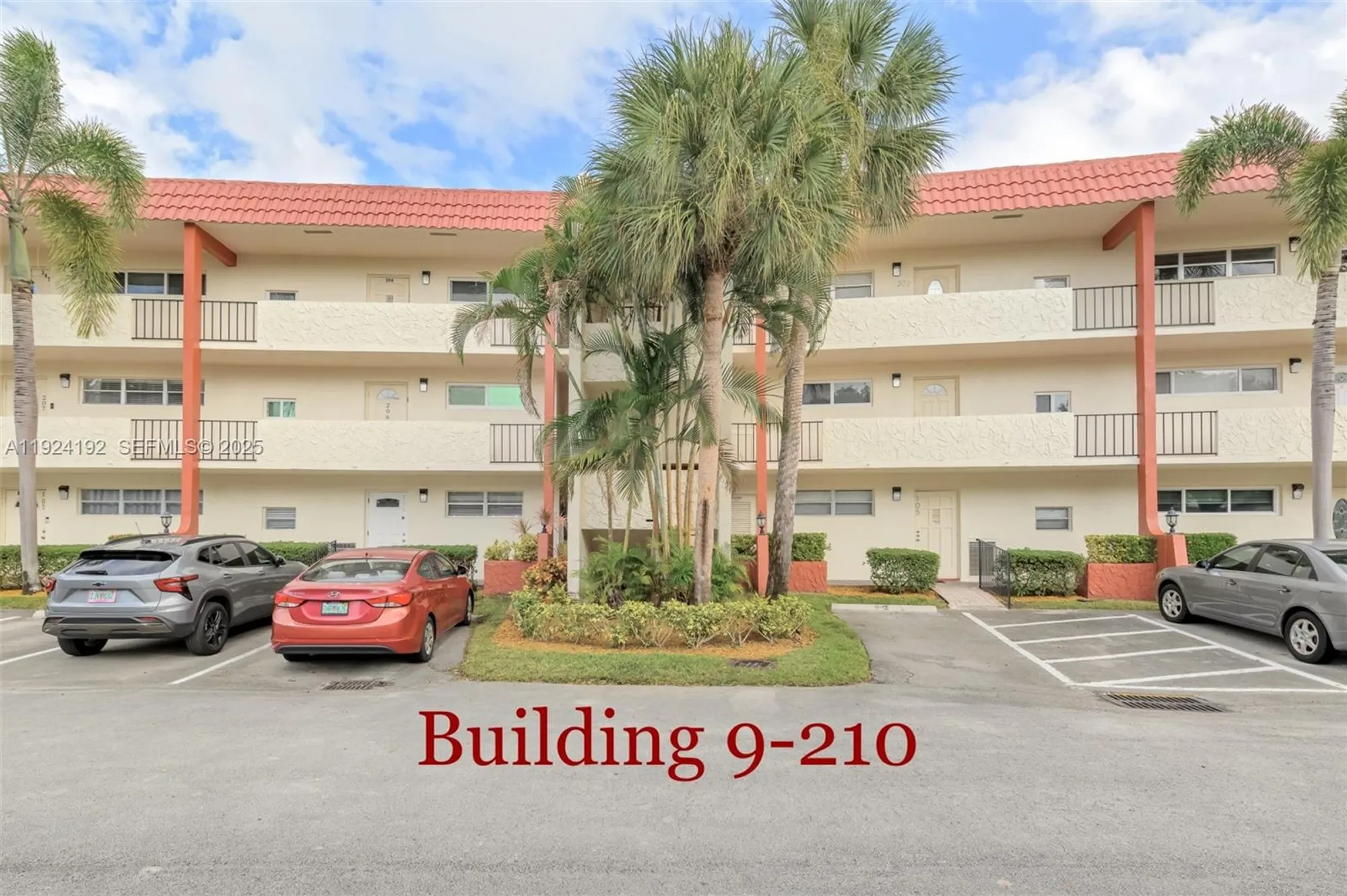 Property Slideshow image 50 of 53 | 9800 n hollybrook lake dr 210, Pembroke Pines, FL, 33025