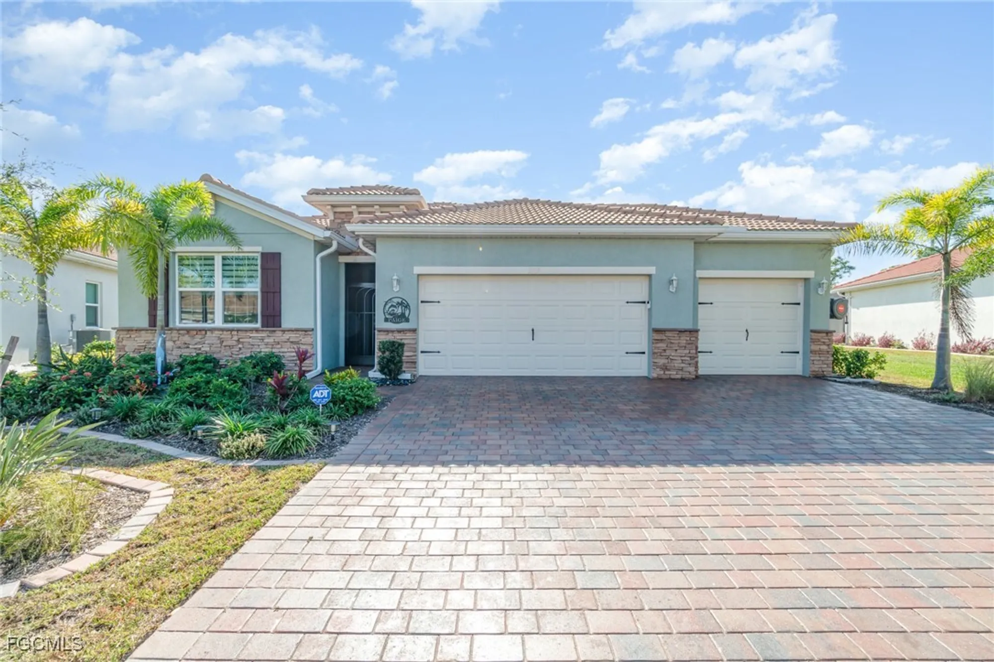 Property Slideshow image 24 of 34 | 3310 cherry palm dr, North Fort Myers, FL, 33917