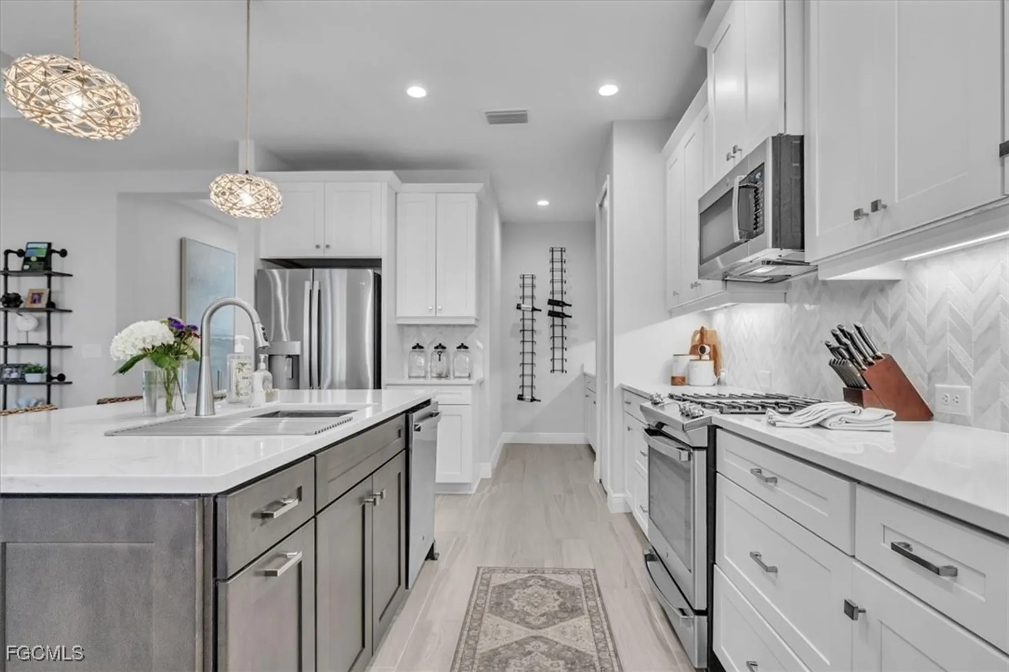 Property Slideshow image 11 of 50 | 13585 heritage preserve dr, Fort Myers, FL, 33905