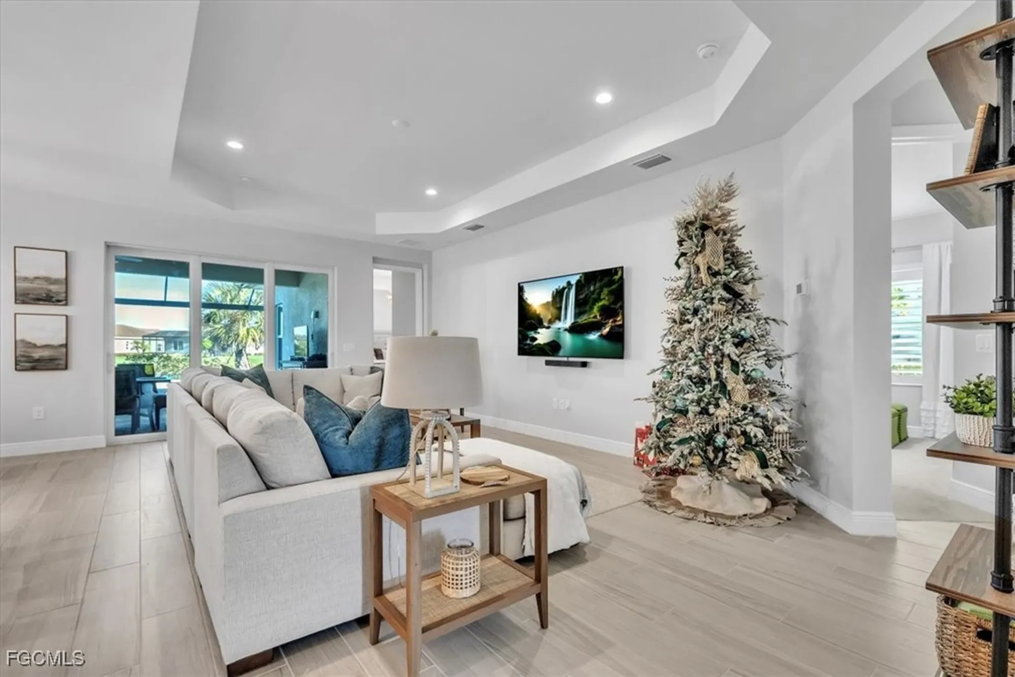 Property Slideshow image 6 of 50 | 13585 heritage preserve dr, Fort Myers, FL, 33905