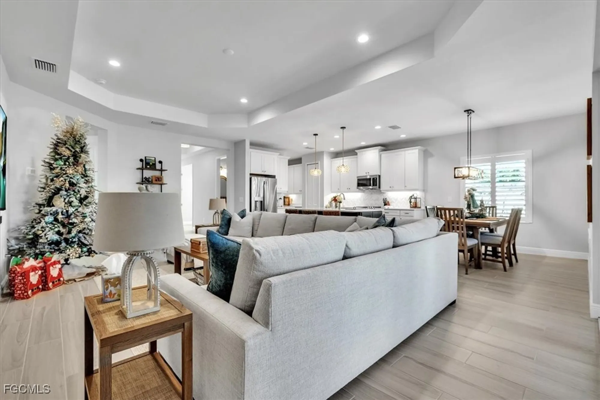 Property Slideshow image 7 of 50 | 13585 heritage preserve dr, Fort Myers, FL, 33905