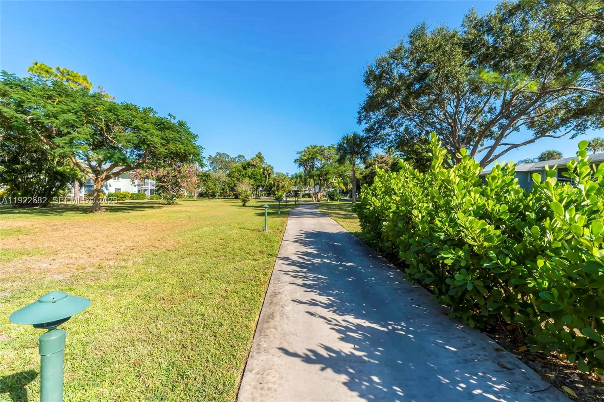 Property Slideshow image 35 of 49 | 2300 sw 22nd ave apt 109, Delray Beach, FL, 33445