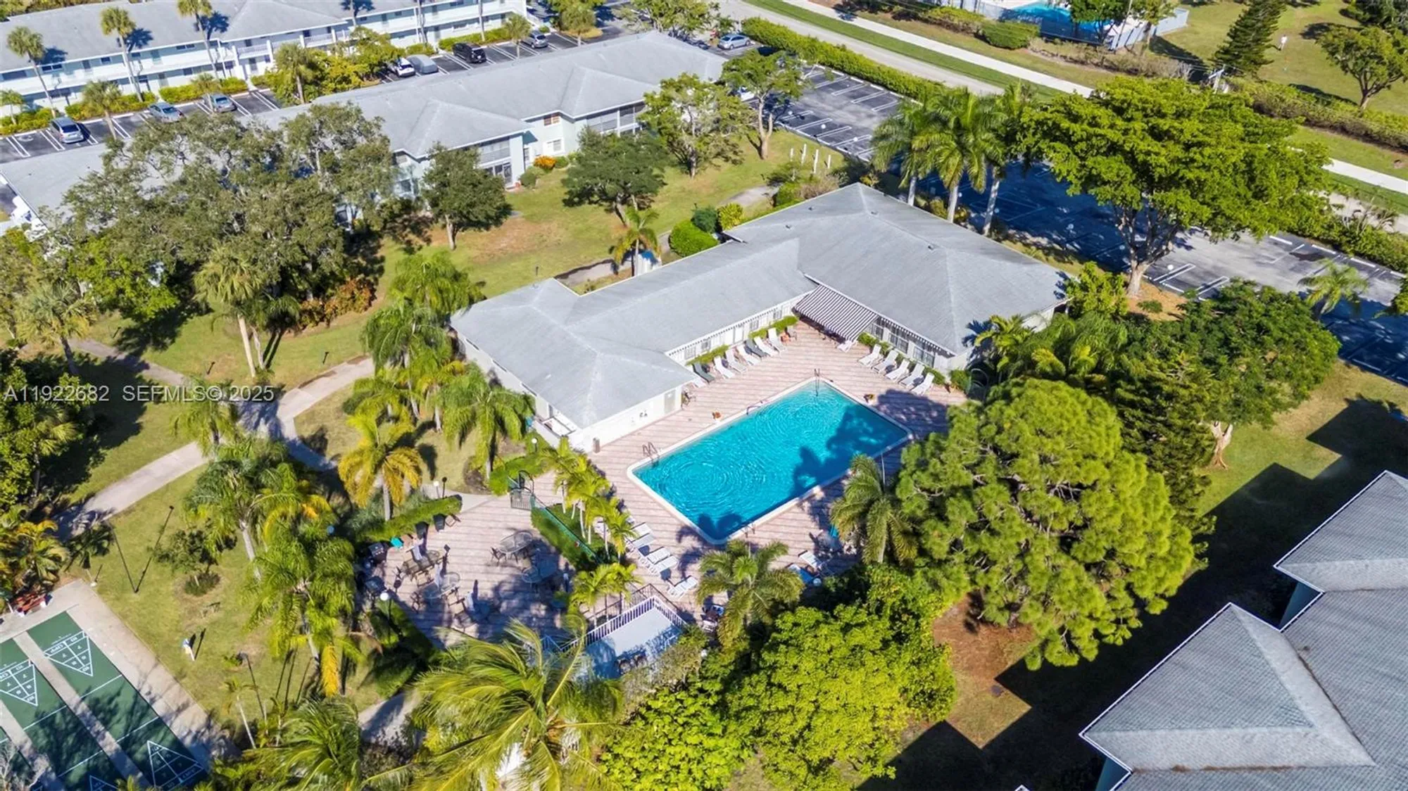 Property Slideshow image 30 of 49 | 2300 sw 22nd ave apt 109, Delray Beach, FL, 33445