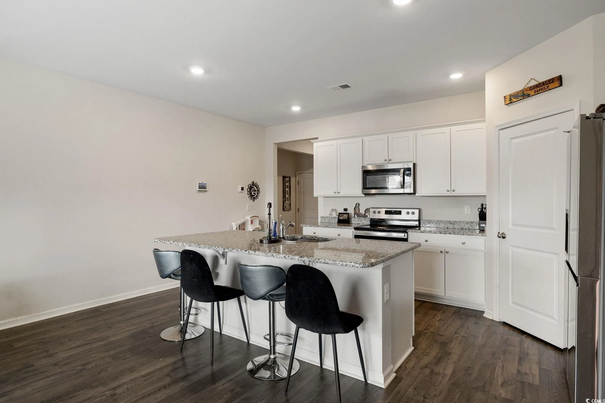 Property Slideshow image 10 of 37 | 1152 sennema cir, Myrtle Beach, SC, 29588