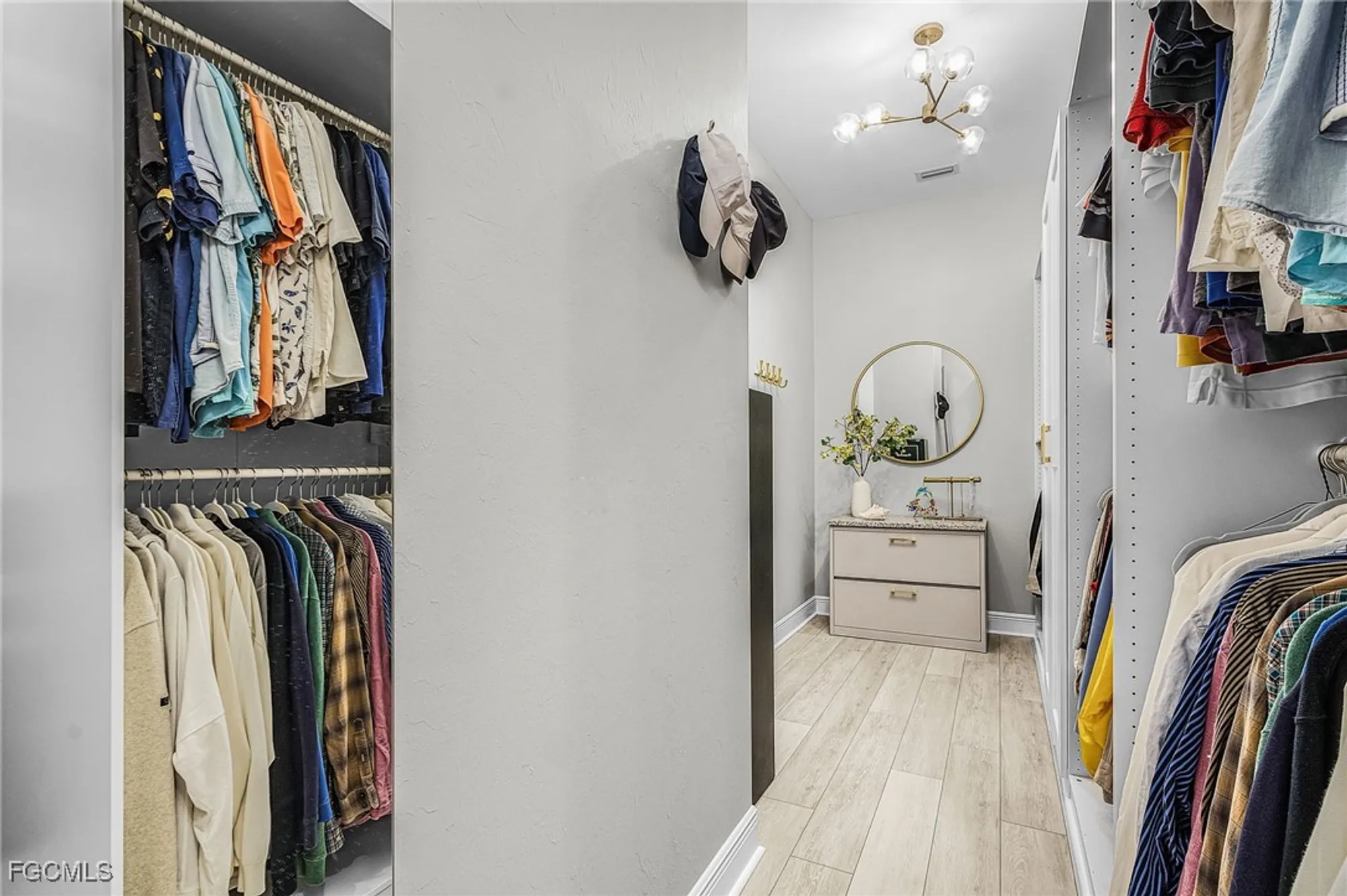 Property Slideshow image 14 of 41 | 11574 onyx cir, Fort Myers, FL, 33913