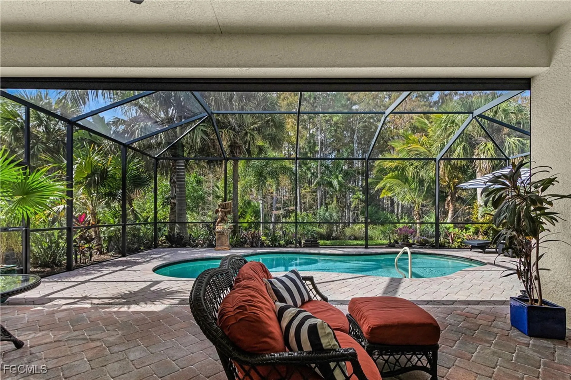 Property Slideshow image 25 of 41 | 11574 onyx cir, Fort Myers, FL, 33913