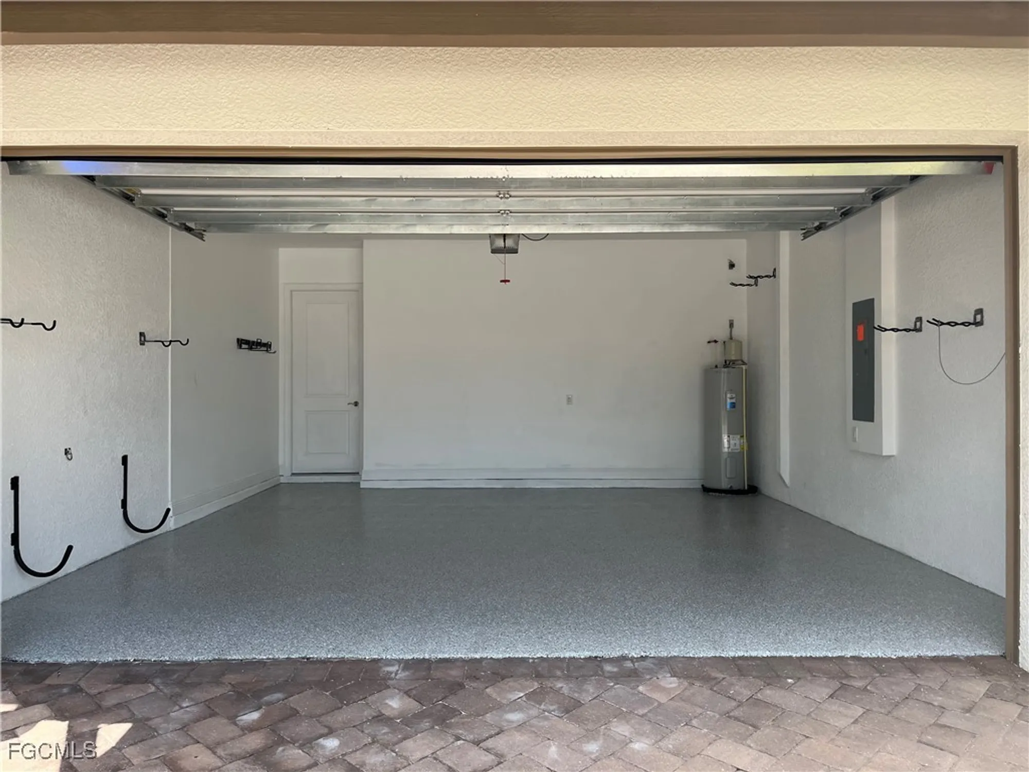 Property Slideshow image 27 of 41 | 11574 onyx cir, Fort Myers, FL, 33913