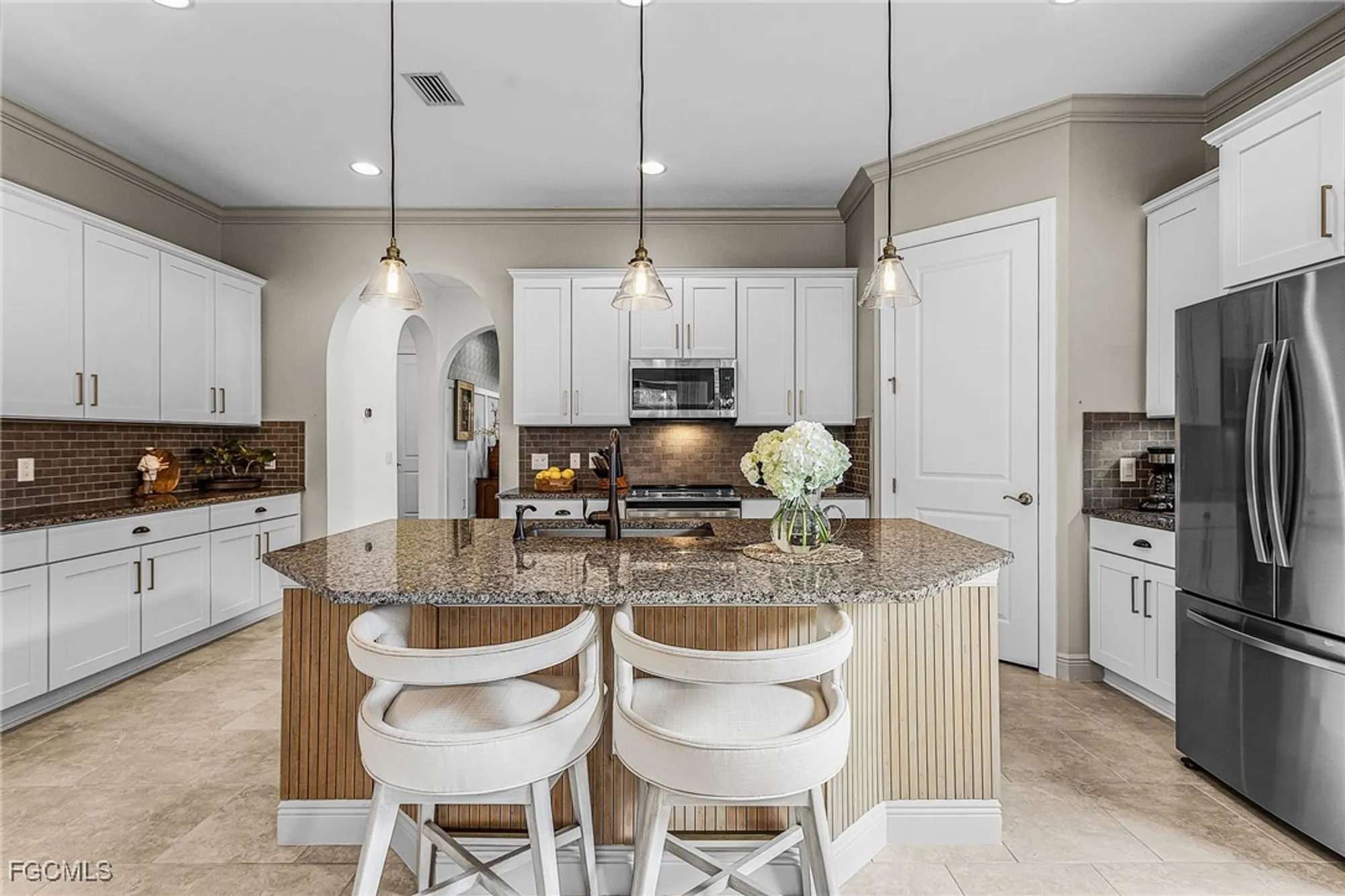 Property Slideshow image 6 of 41 | 11574 onyx cir, Fort Myers, FL, 33913