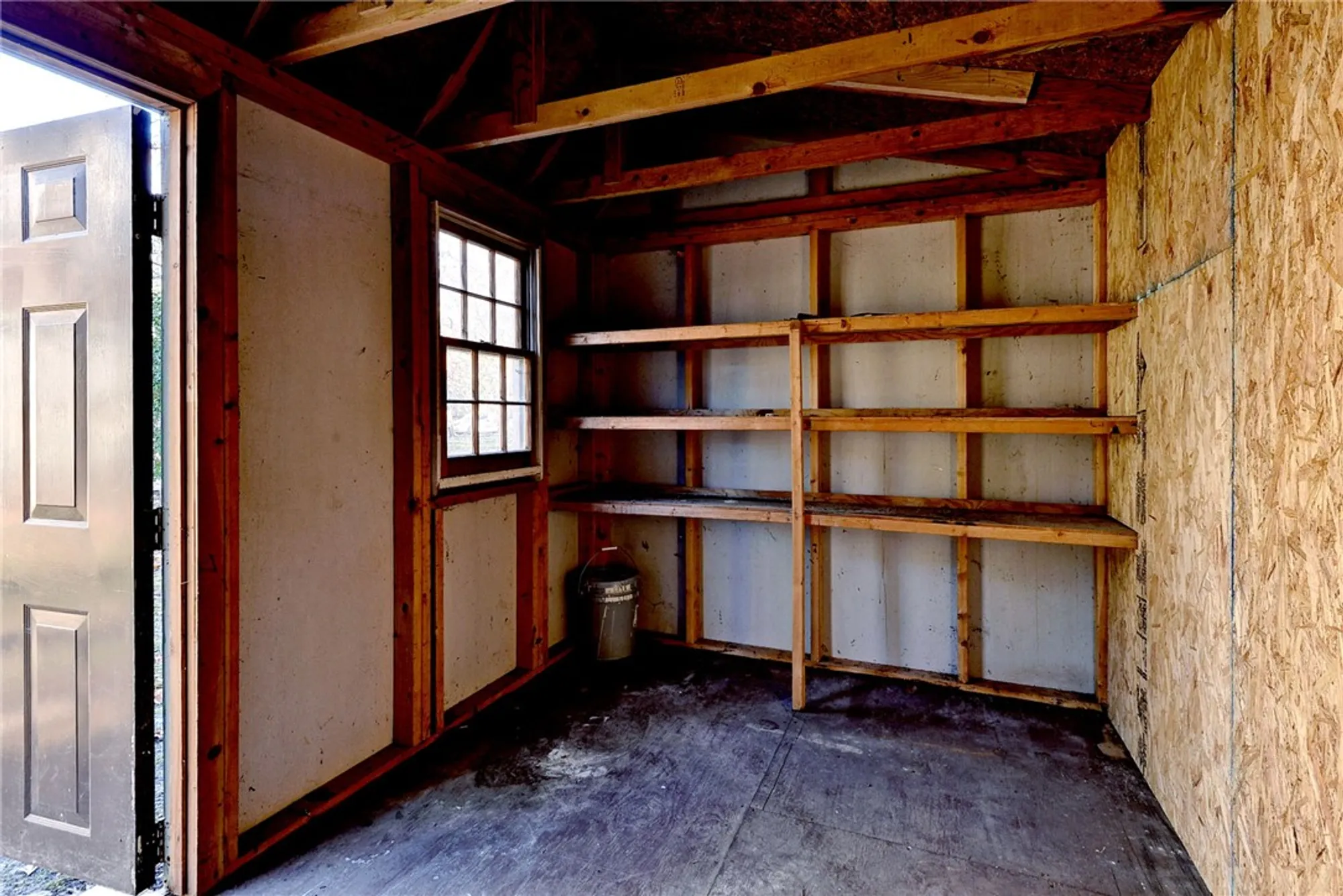 Property Slideshow image 27 of 37 | 100 daingerfield rd, Williamsburg, VA, 23185