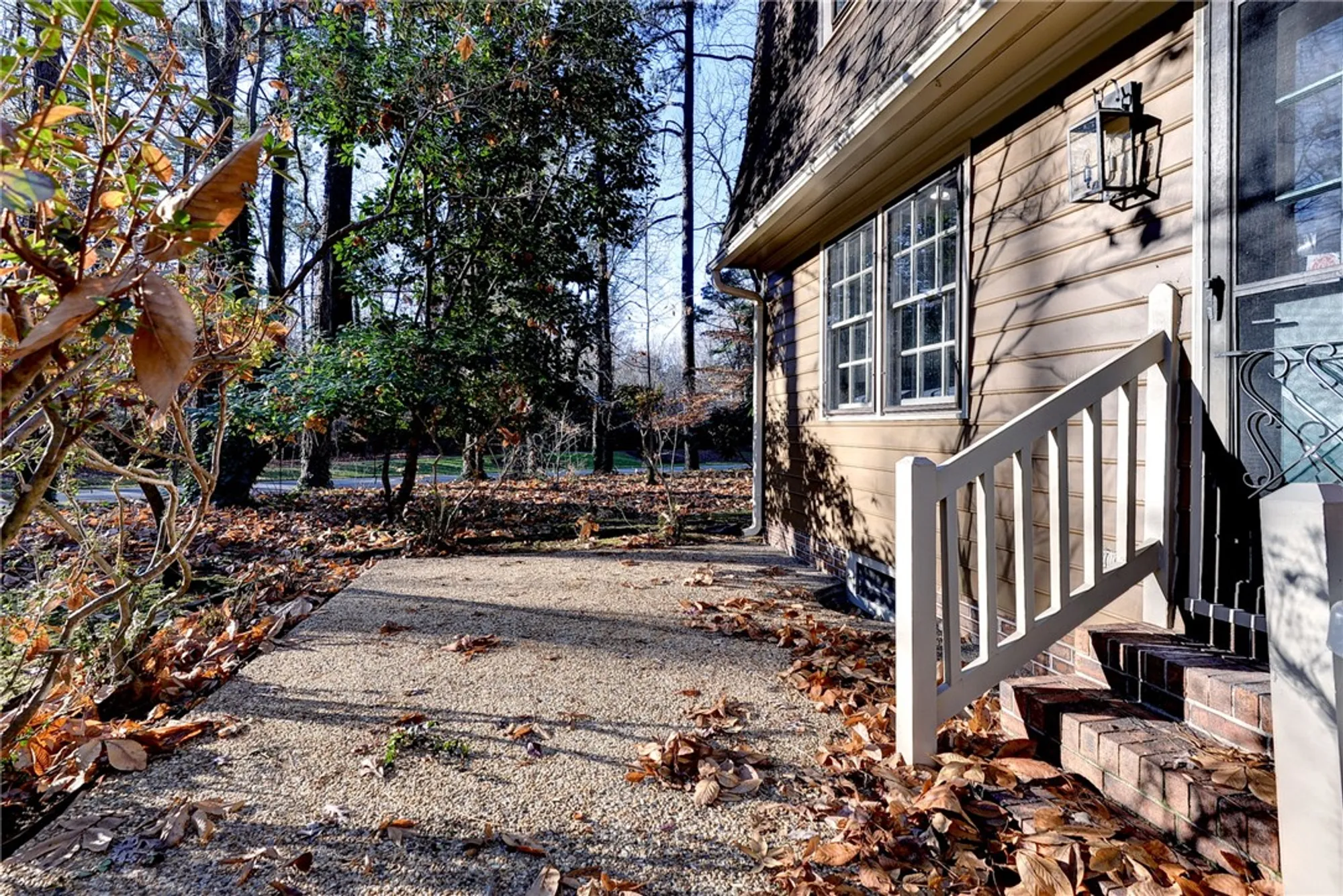 Property Slideshow image 29 of 37 | 100 daingerfield rd, Williamsburg, VA, 23185