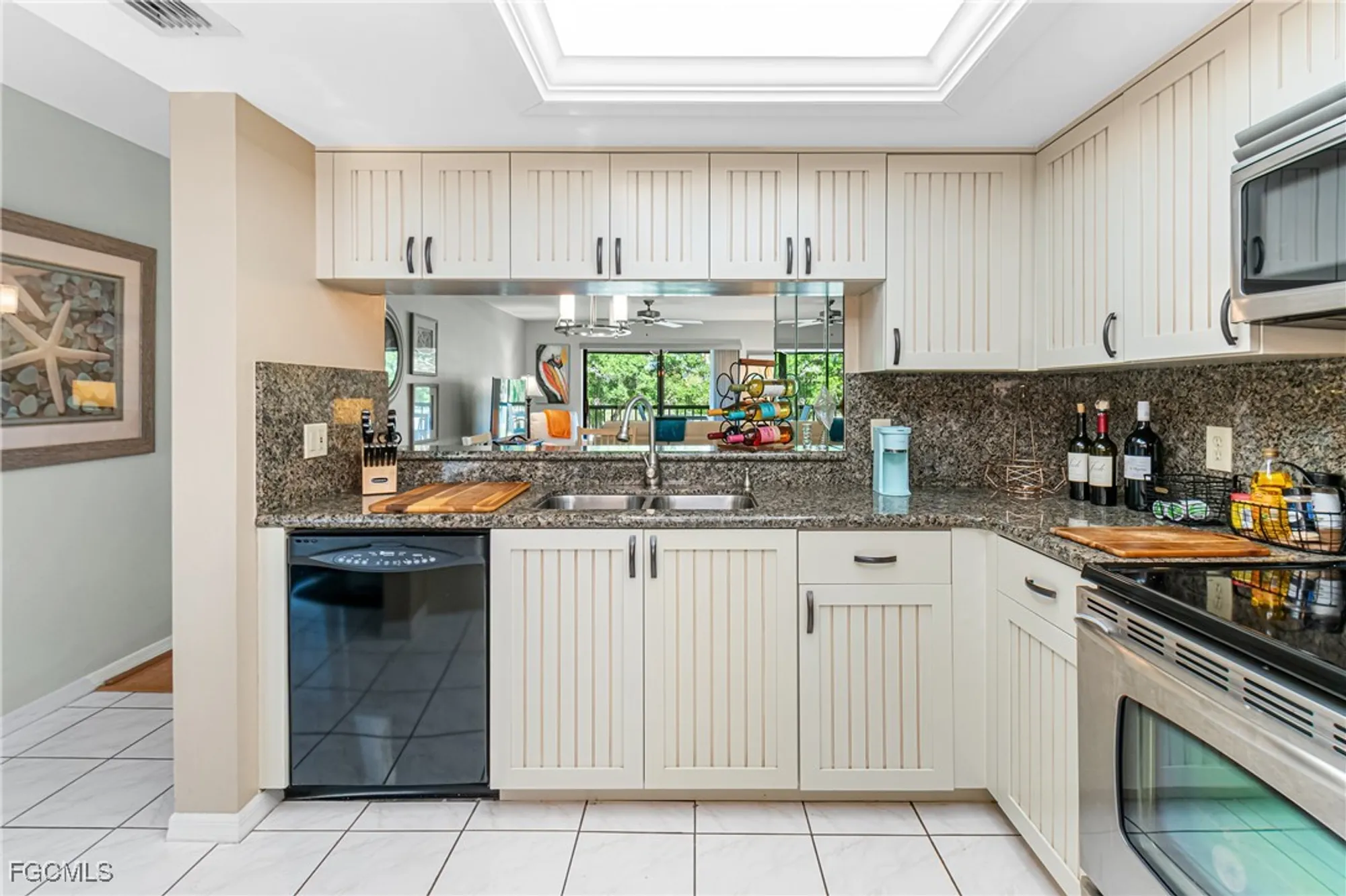 Property Slideshow image 14 of 48 | 13021 cross creek blvd 1250, Fort Myers, FL, 33912