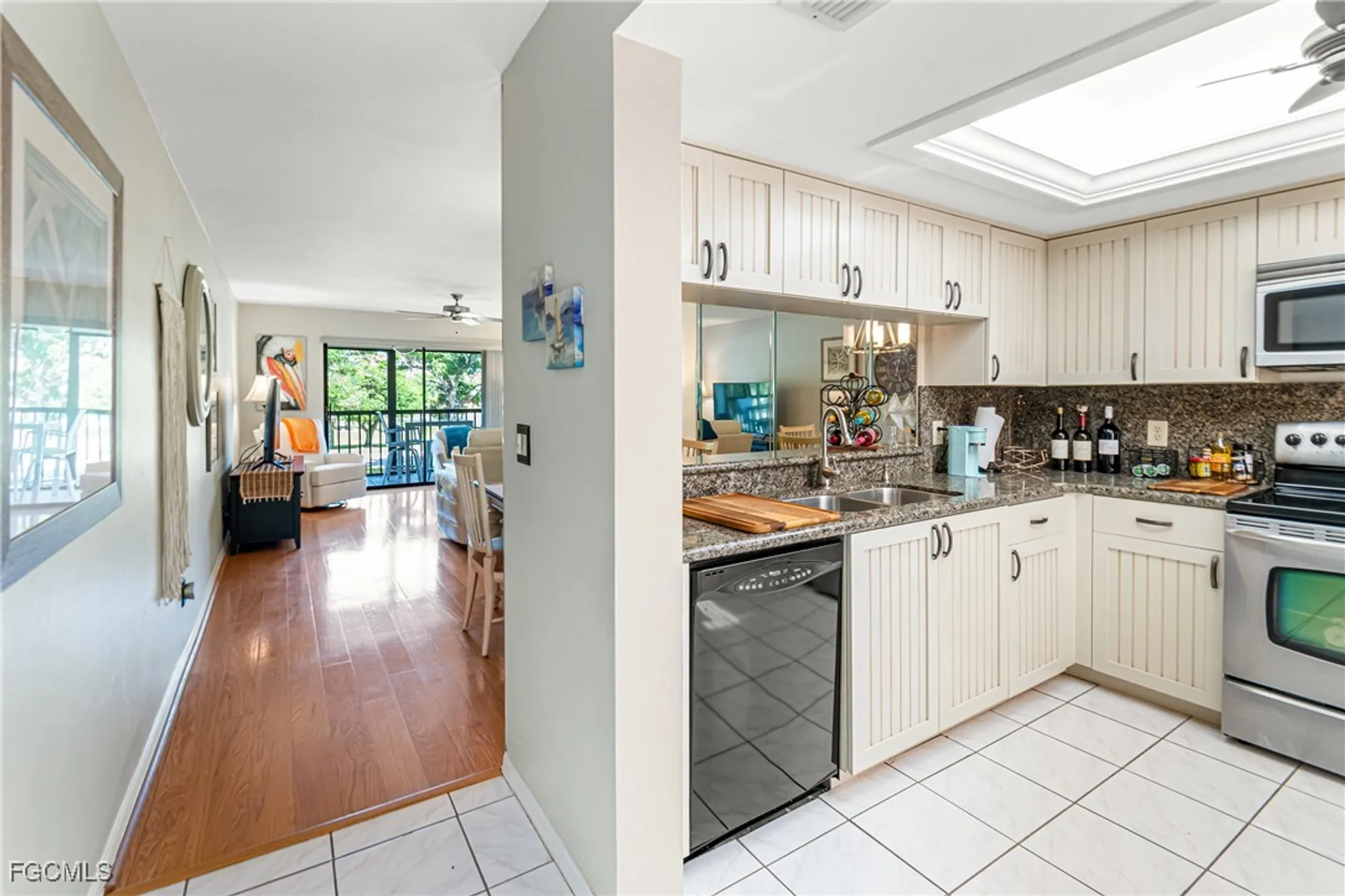 Property Slideshow image 13 of 48 | 13021 cross creek blvd 1250, Fort Myers, FL, 33912