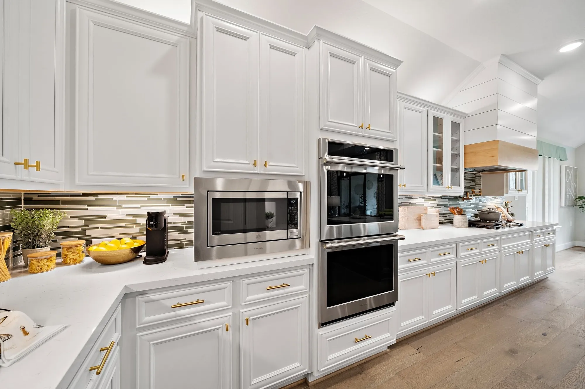 Property Slideshow image 14 of 34 | 21702 leaton cir, Porter, TX, 77365