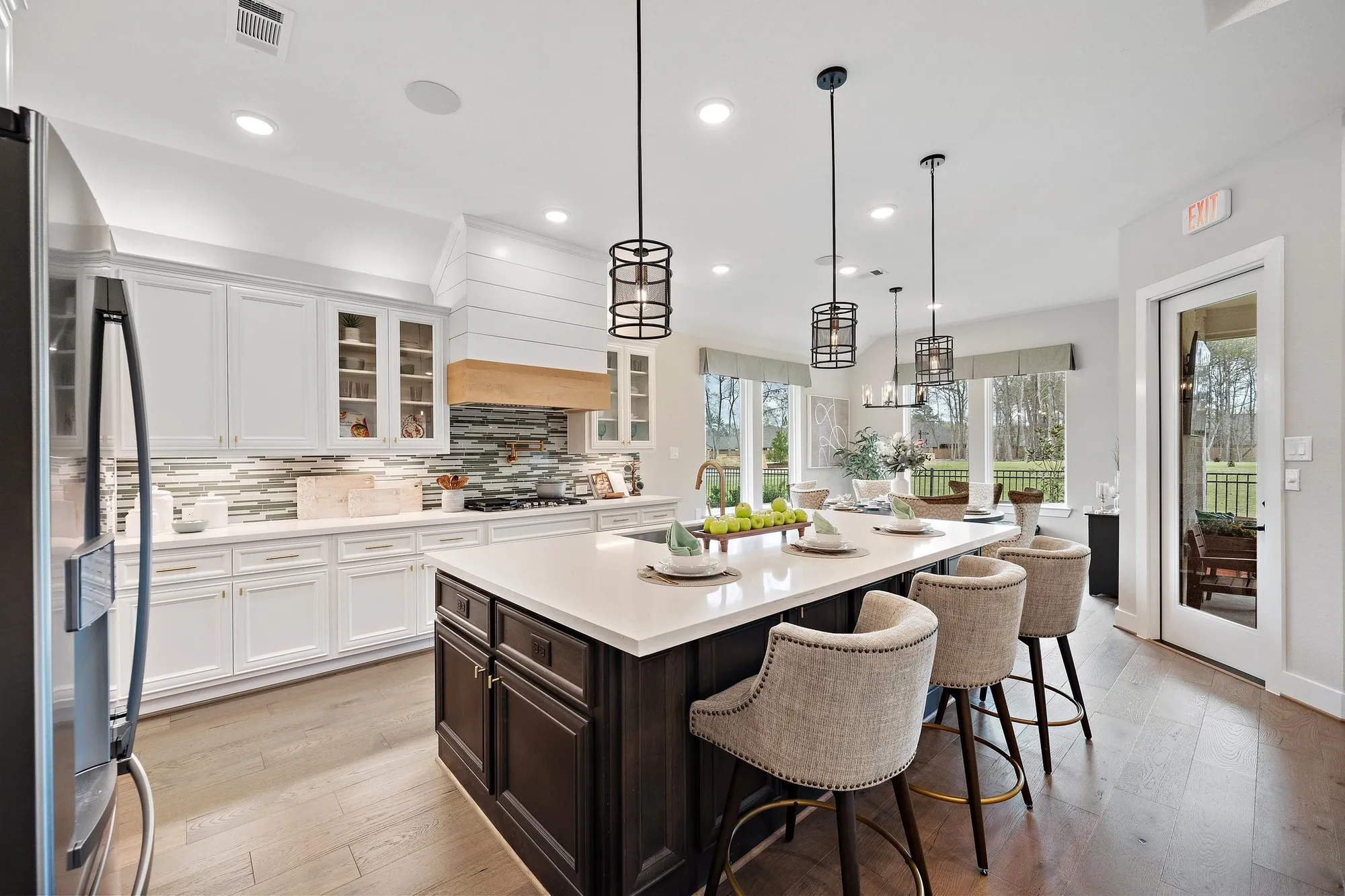 Property Slideshow image 12 of 34 | 21702 leaton cir, Porter, TX, 77365