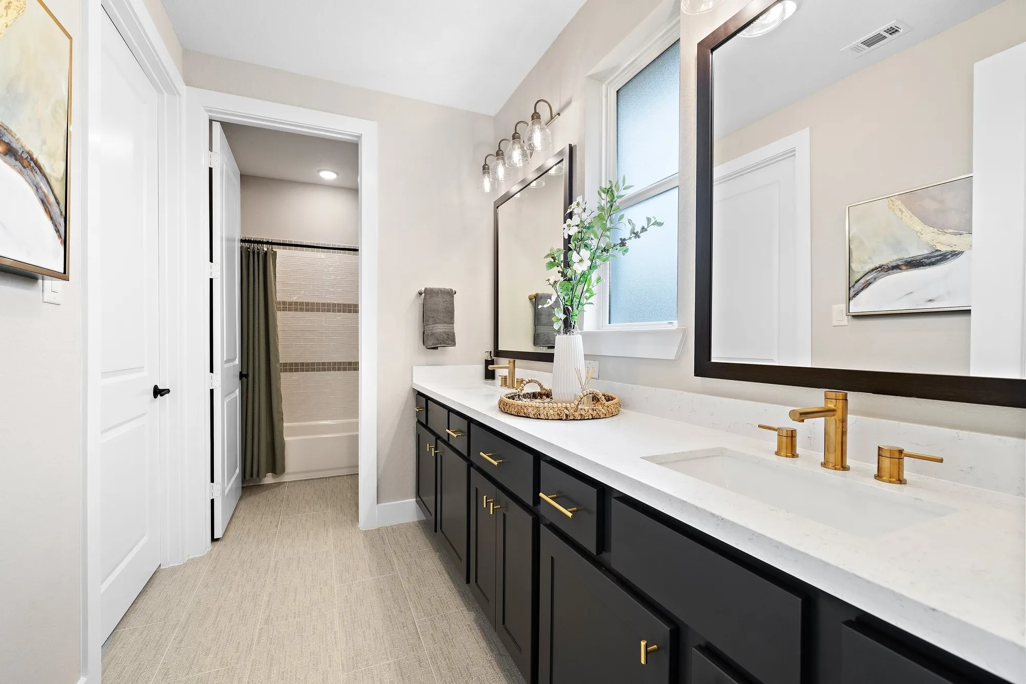 Property Slideshow image 25 of 34 | 21702 leaton cir, Porter, TX, 77365