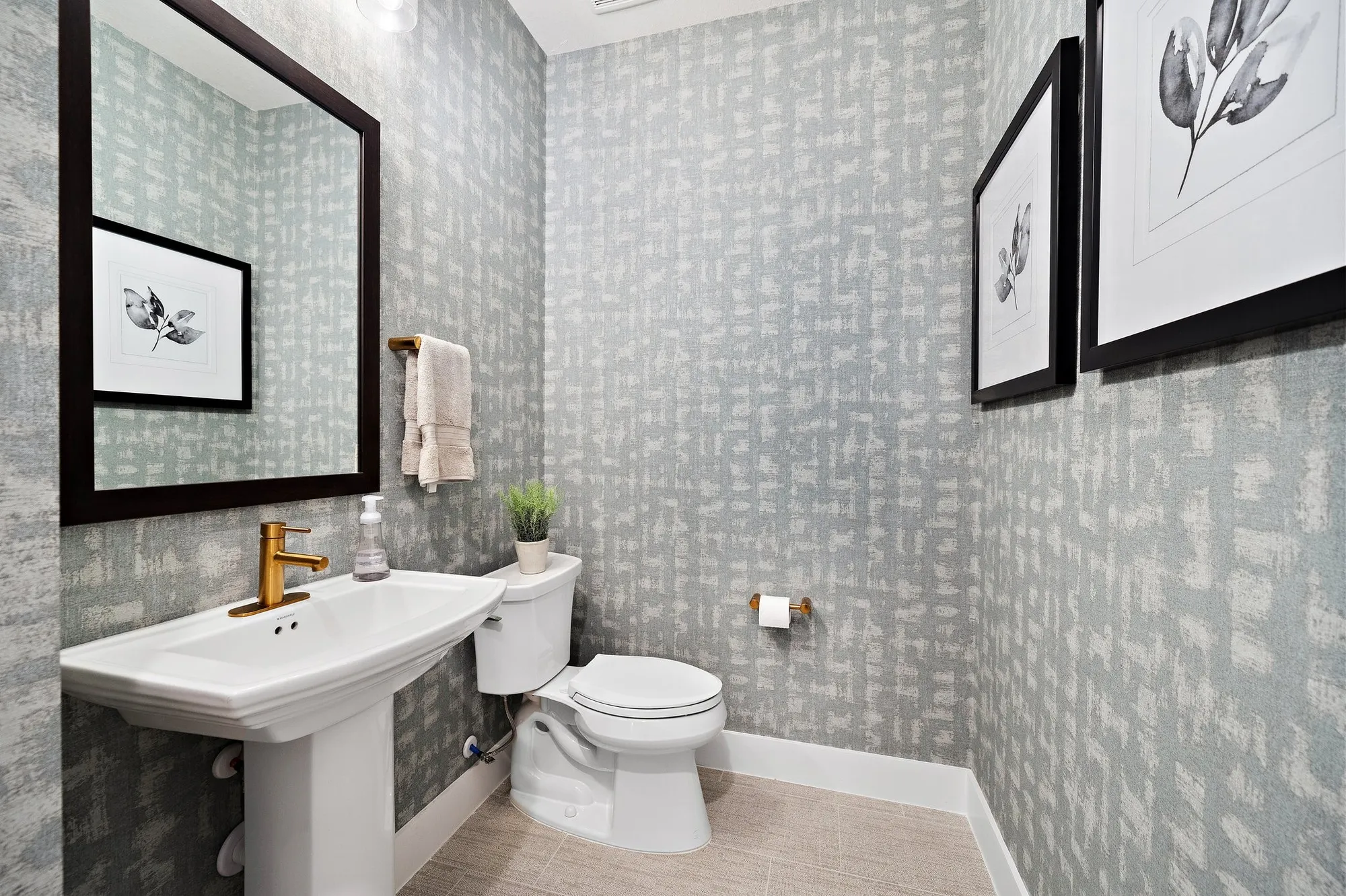 Property Slideshow image 27 of 34 | 21702 leaton cir, Porter, TX, 77365