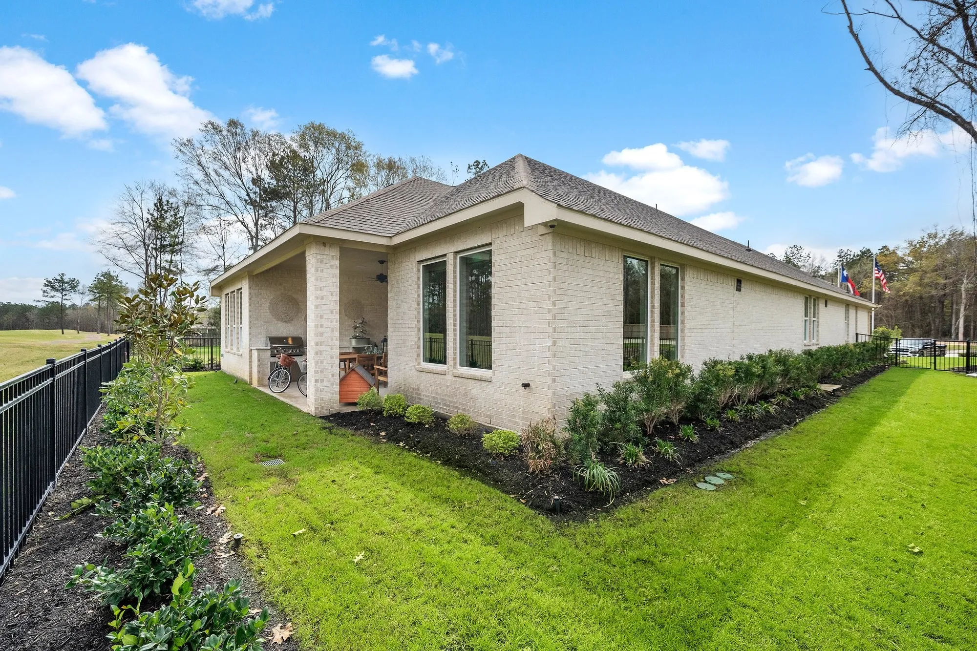 Property Slideshow image 34 of 34 | 21702 leaton cir, Porter, TX, 77365