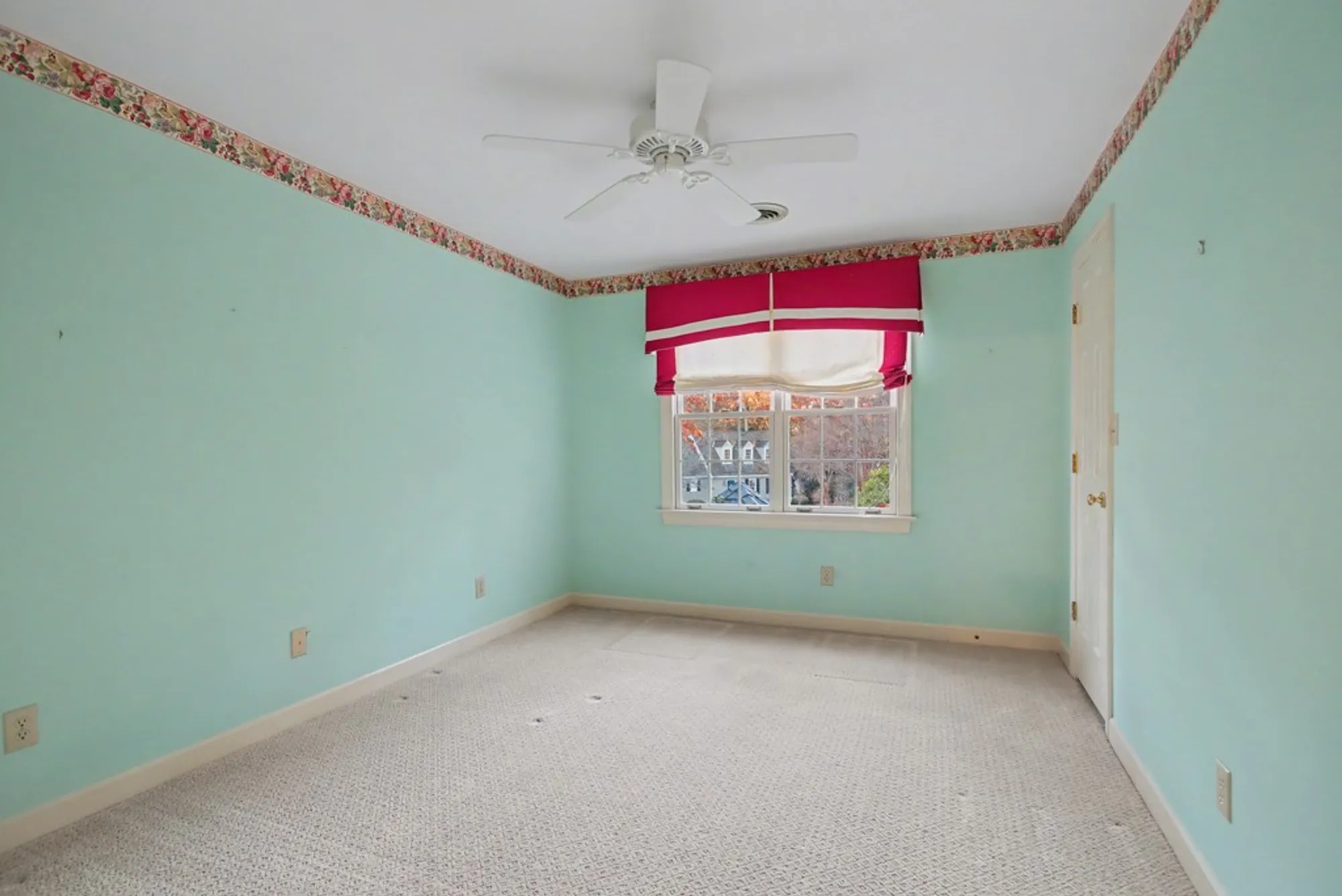 Property Slideshow image 28 of 42 | 117 thomas gates, Williamsburg, VA, 23185