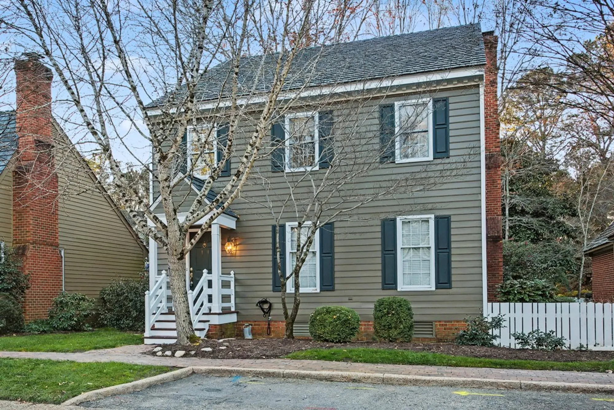 Property Slideshow image 2 of 42 | 117 thomas gates, Williamsburg, VA, 23185